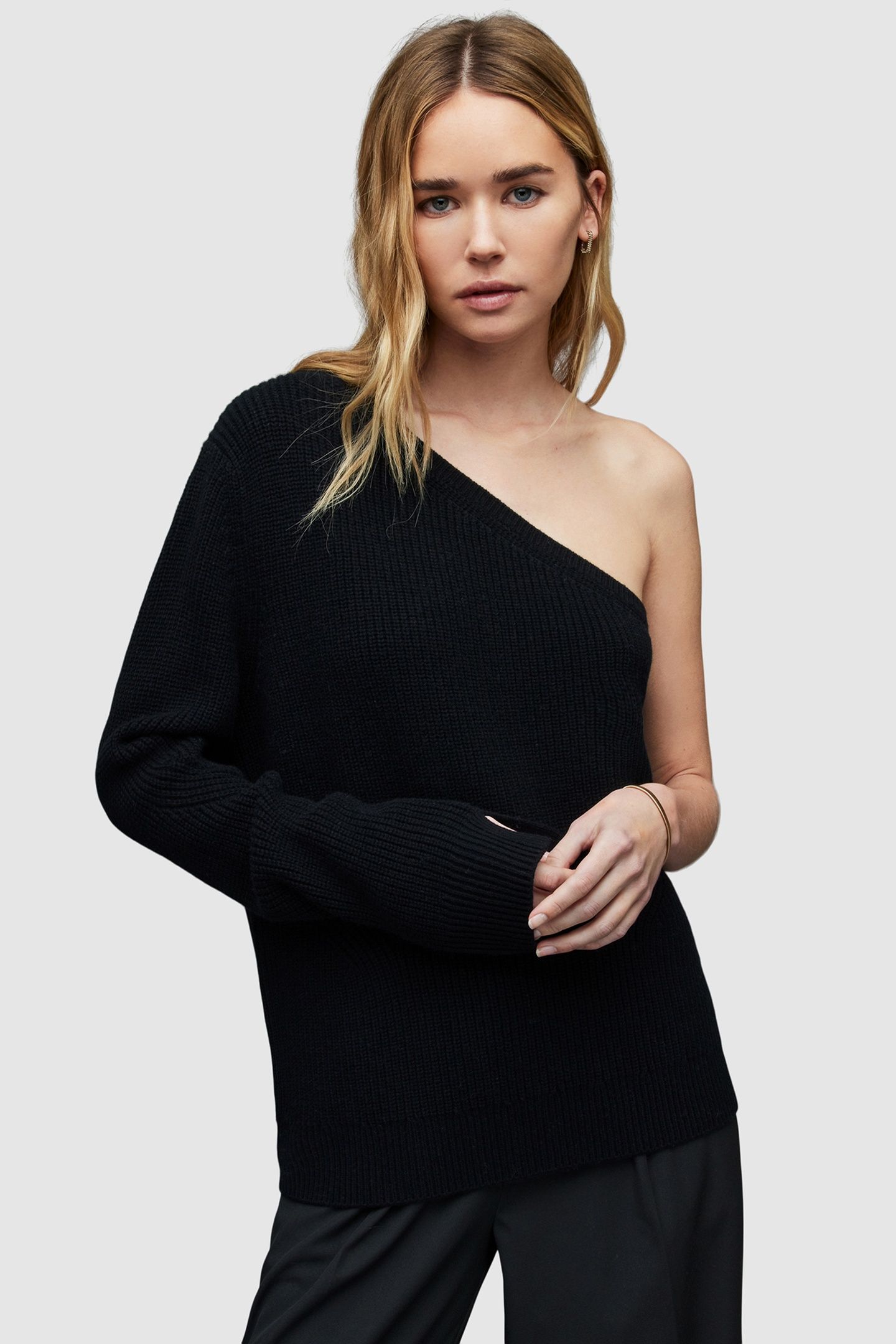 ASYMMETRIC RIBBED JU BLACK 2