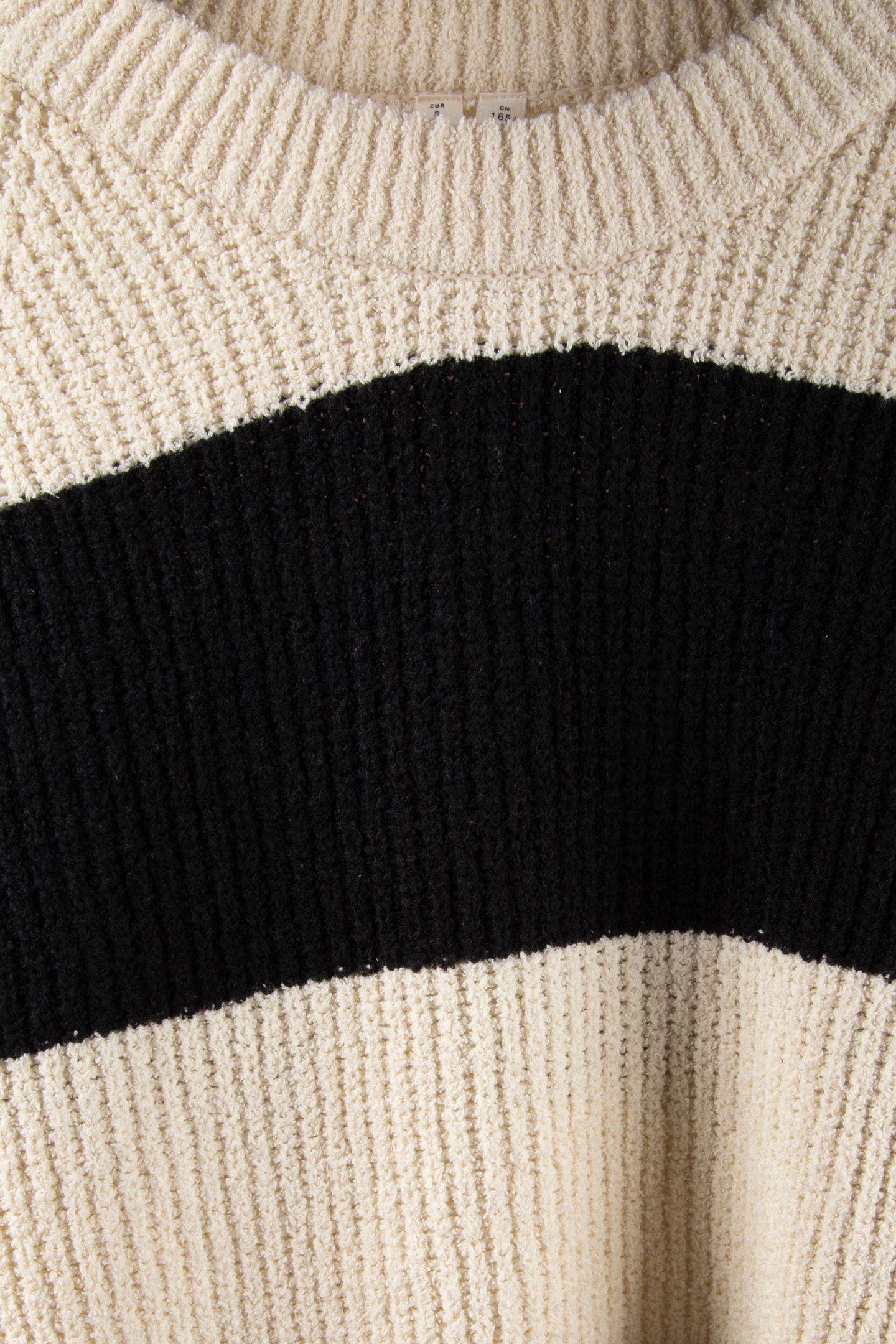 YOYO SWEATER BLACK 5