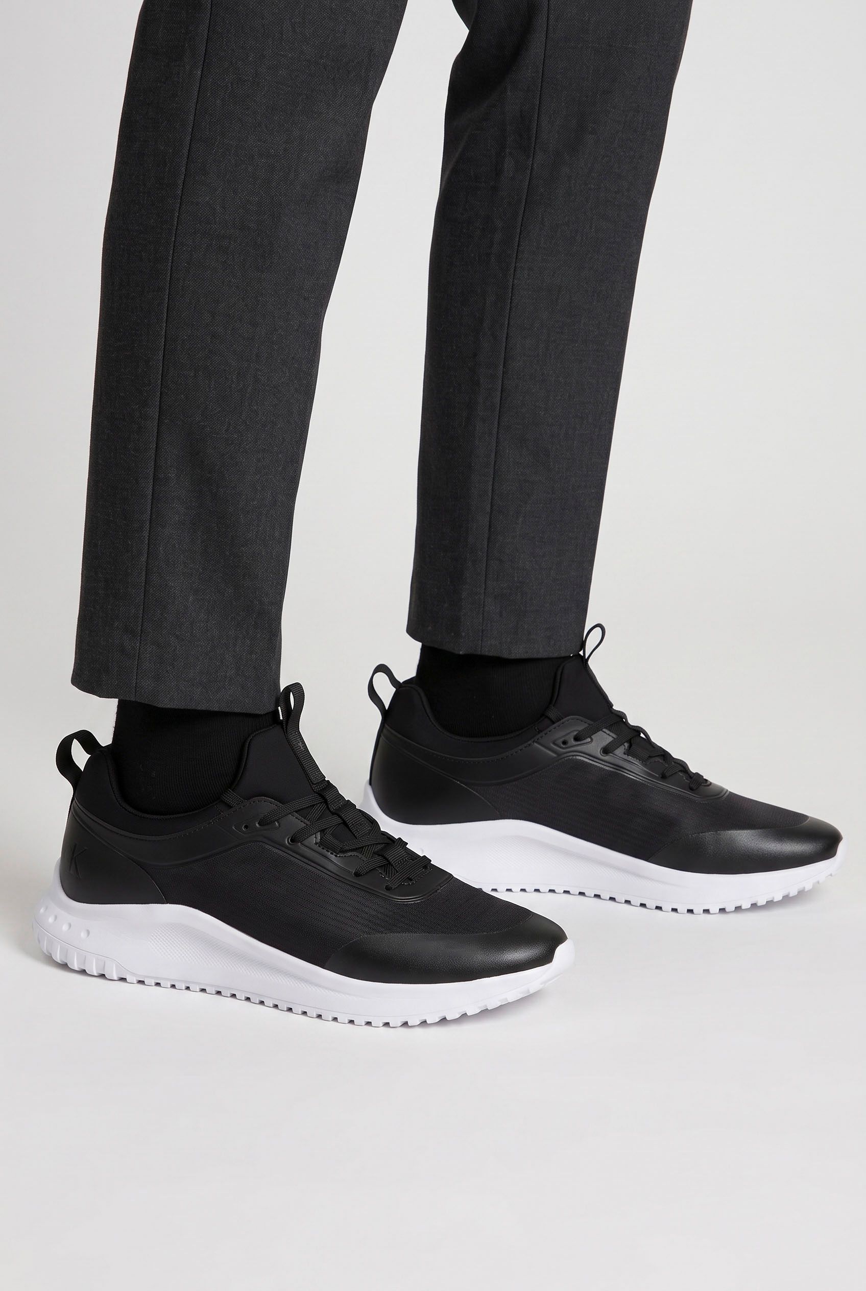 EVA RUNNER LACEUP BLACK 2
