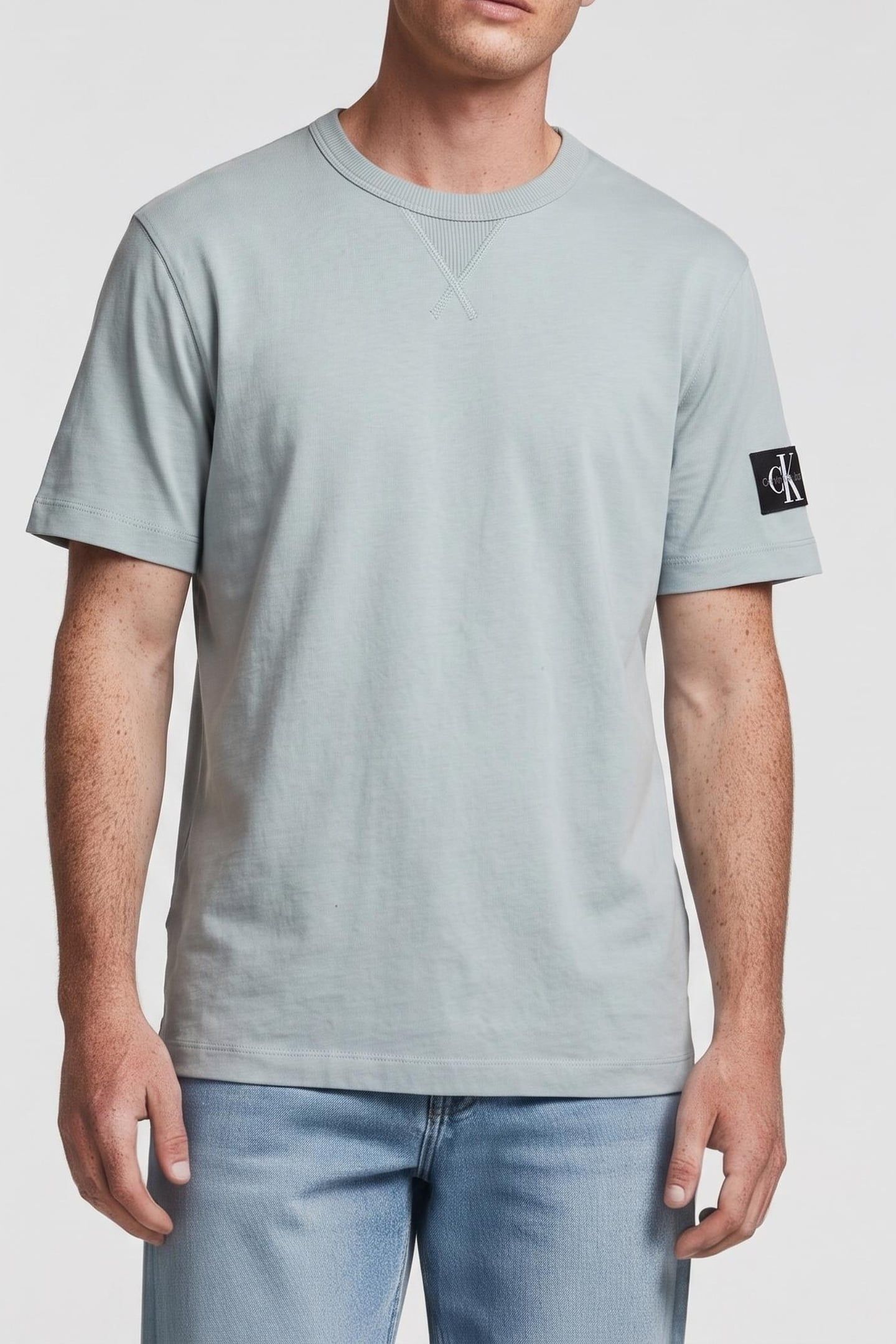BADGE REGULAR TEE OLD OVERCAST 1