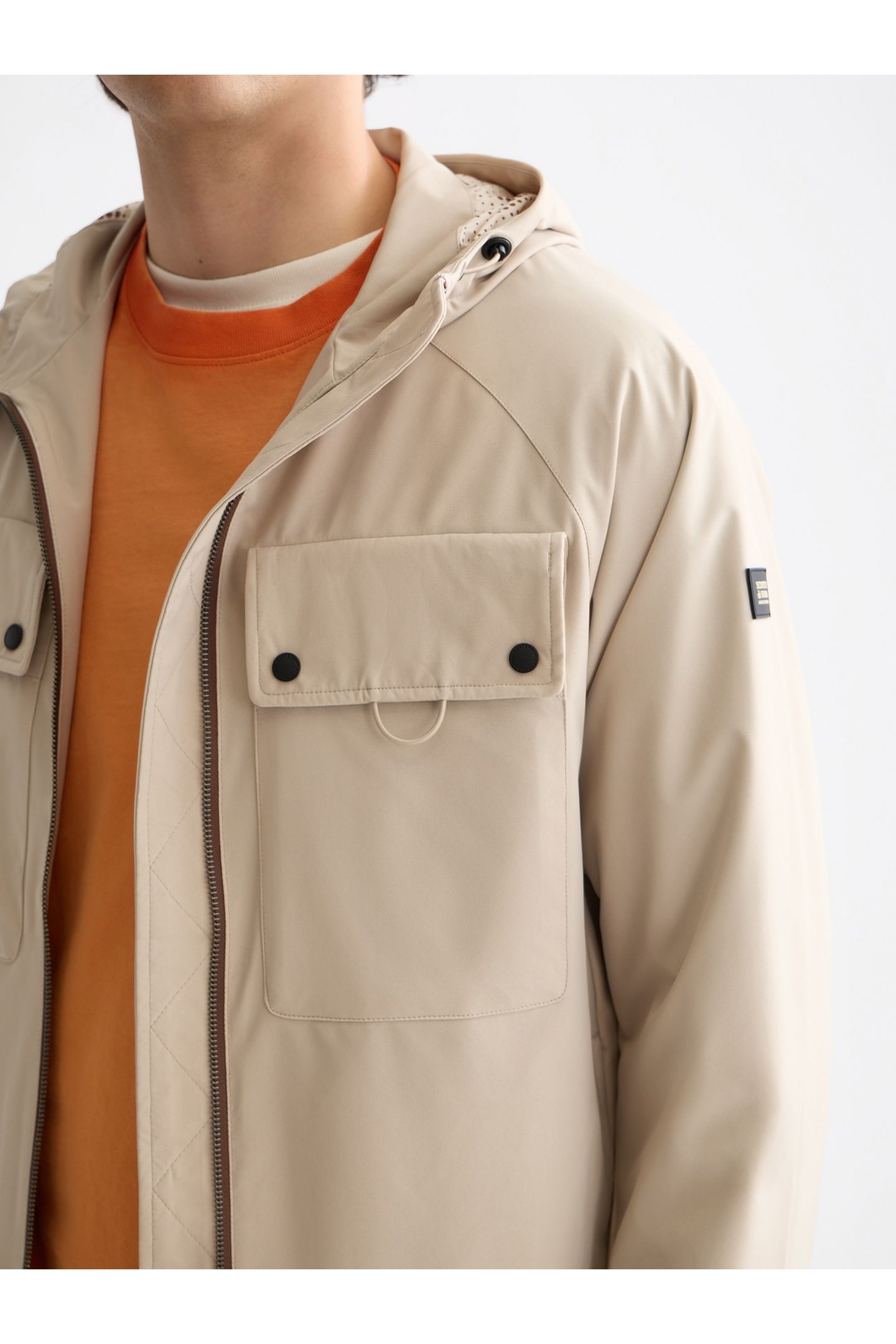 LIGHTWEIGHT HOODED SOFTSHELL JACKET PLAZA TAUPE 7