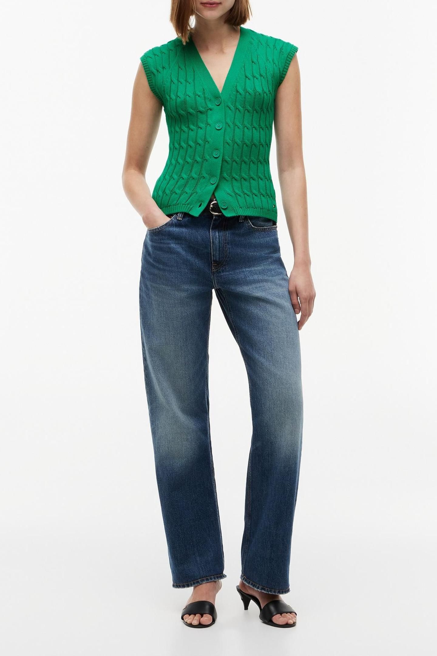 MID CABLE VEST CARDIGAN COURTSIDE GREEN 3