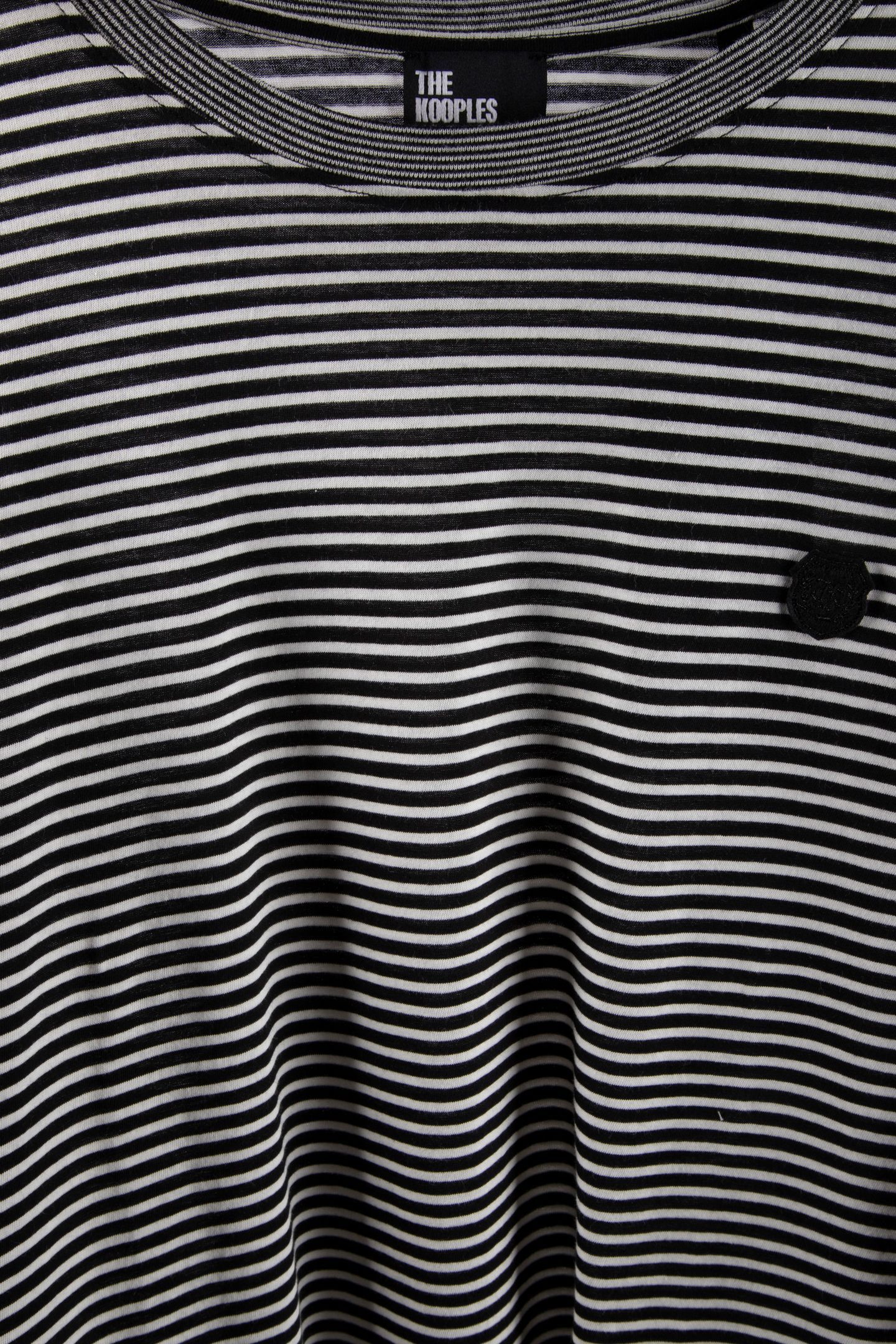 LONG-SLEEVED STRIPED T-SHIRT BLACK / WHITE 4
