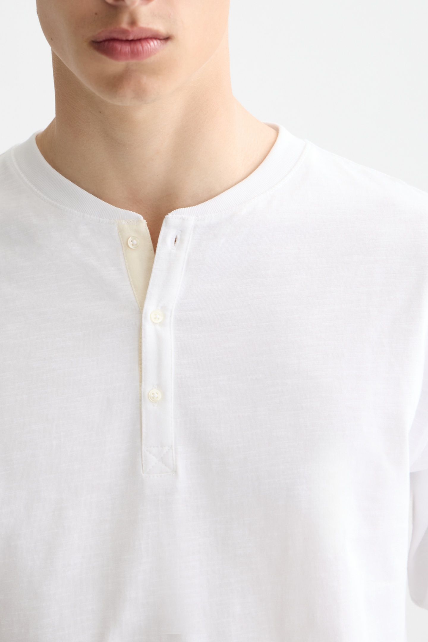 SLUB HENLEY T-SHIRT LS BRIGHT WHITE 7