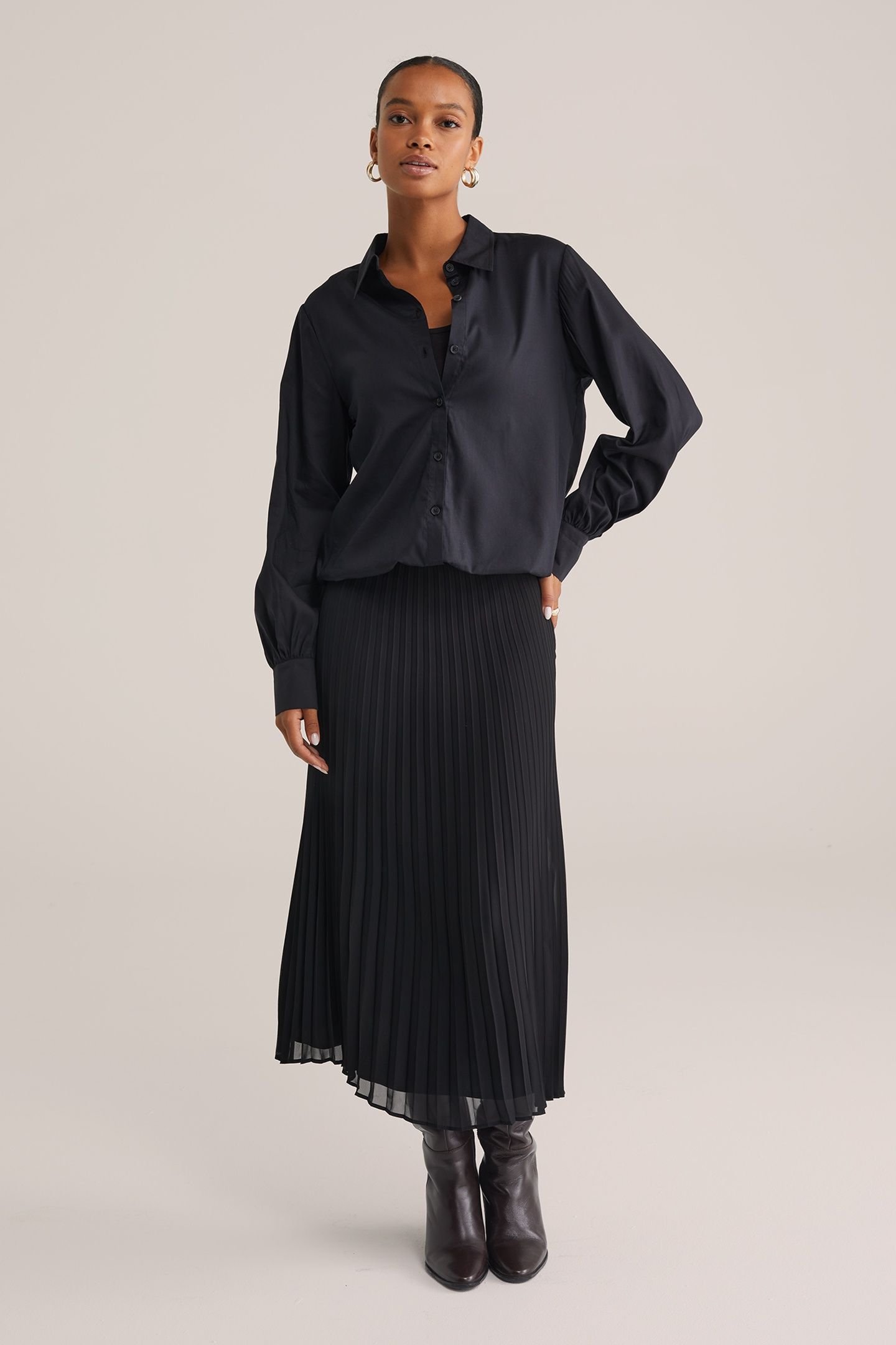 SKIRT MEDIUM LENGTH BLACK 2