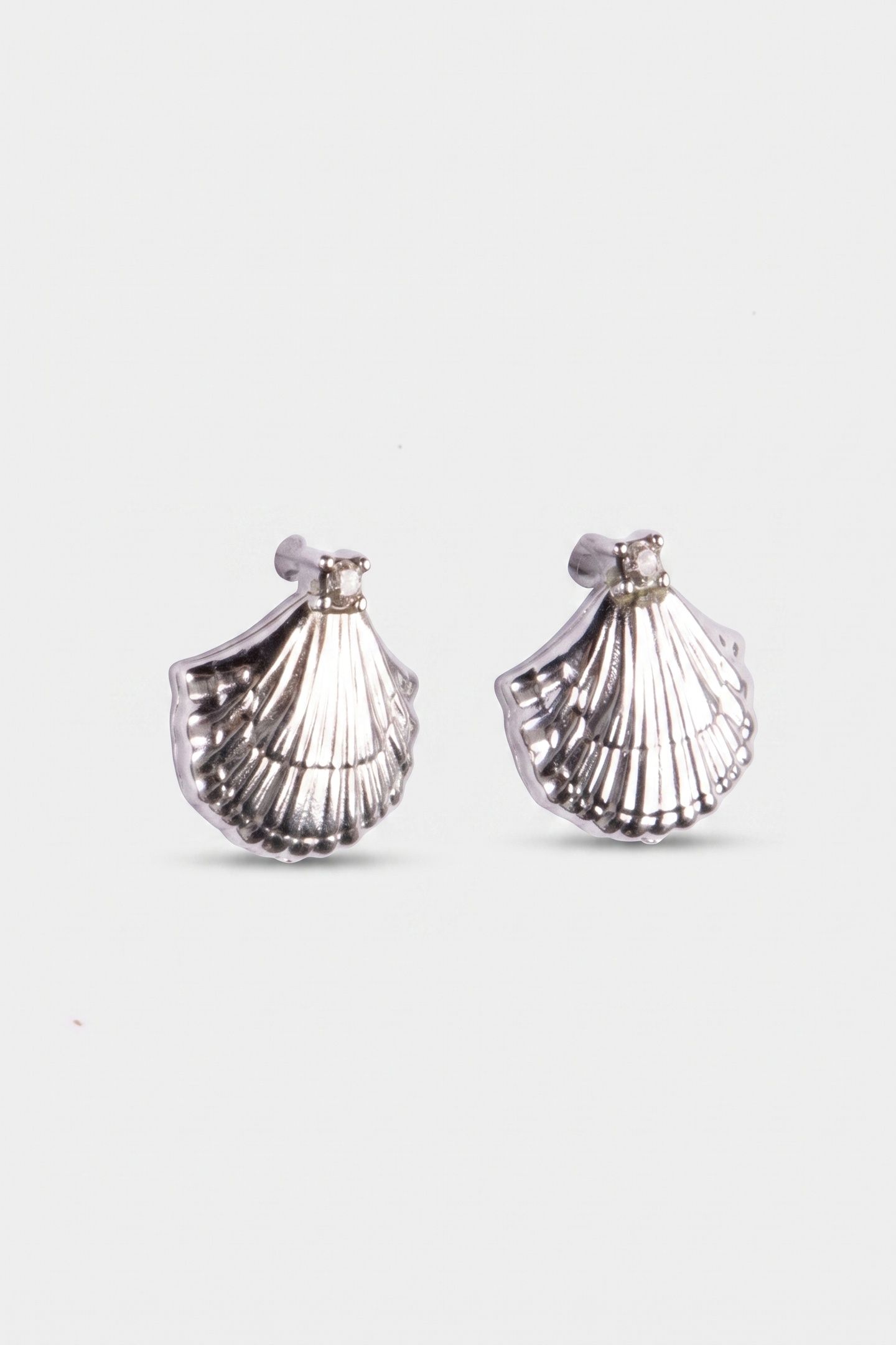 SMALL SHELL OHRRINGE SILVER 4