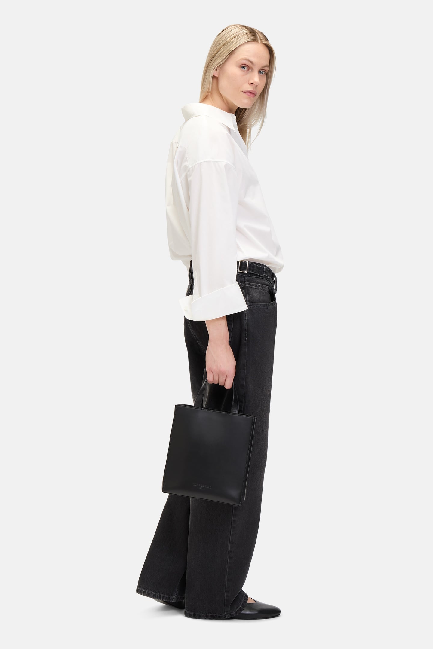 TOTE SMALL BLACK 1