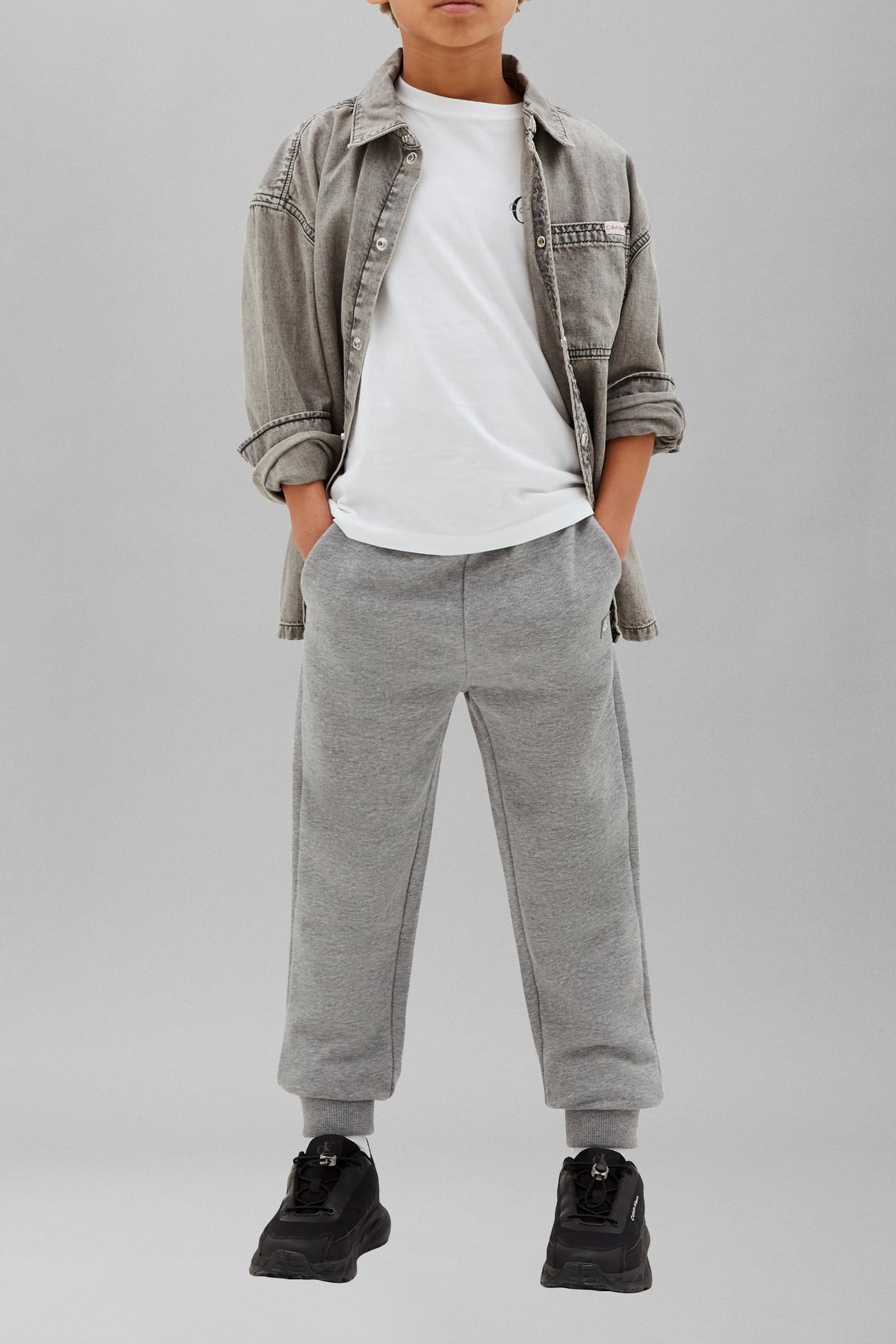 UNISEX MINI BADGE SWEATPANT MEDIUM GREY HEATHER 2