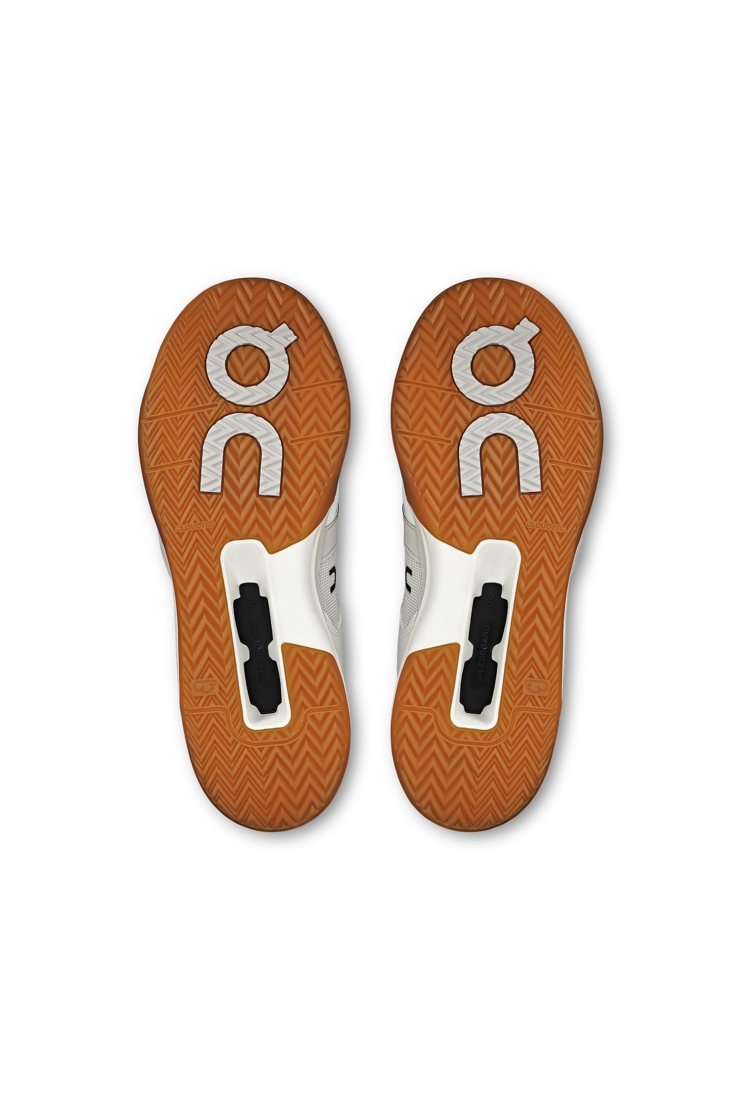 THE ROGER CLUBHOUSE PRO 1 IVORY | FLAME 7