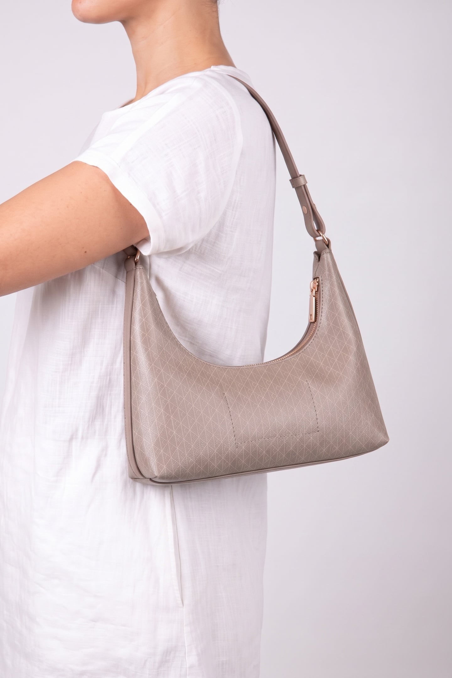 EMBLEM AOP CONV SHOULDER BAG DESERT TAUPE 1