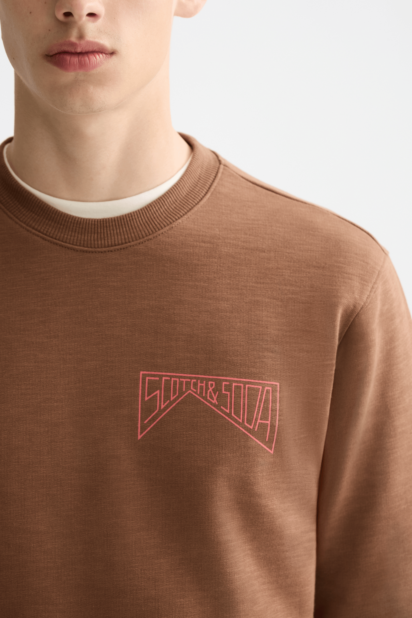 LEFT CHEST LOGO SWEATSHIRT SOFT SILT 6