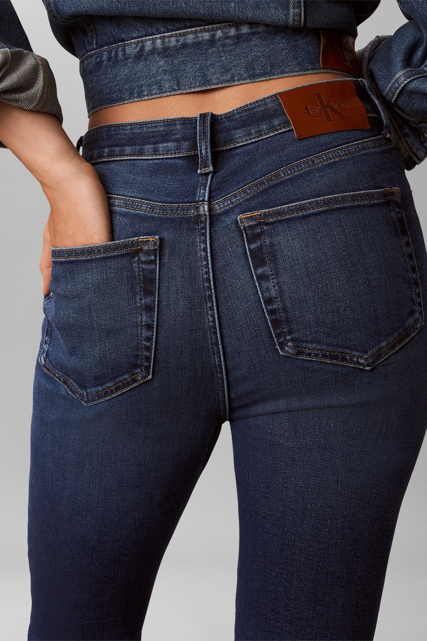 HIGH RISE FLARE MIDTOWN JEAN MIDTOWN BLUE 5