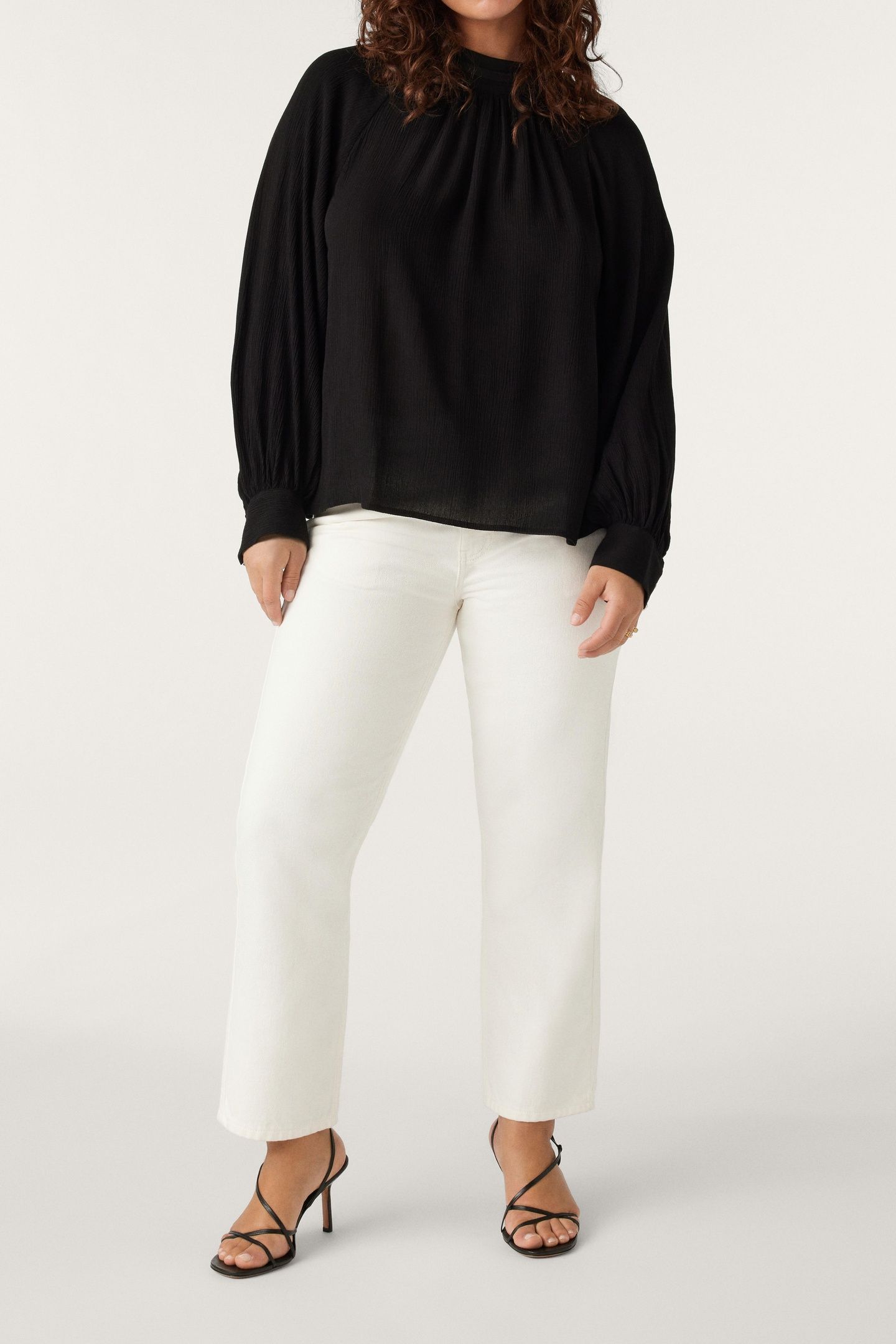 LONG SLEEVES BLOUSE BLACK 3