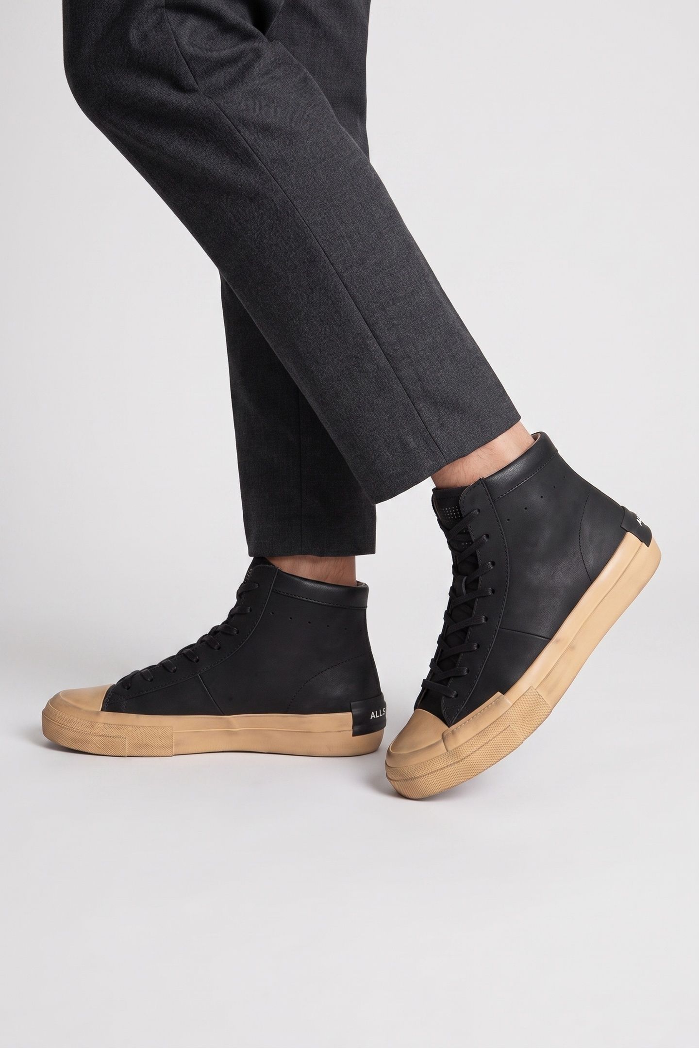 SMITH HIGH TOP BLACK 2