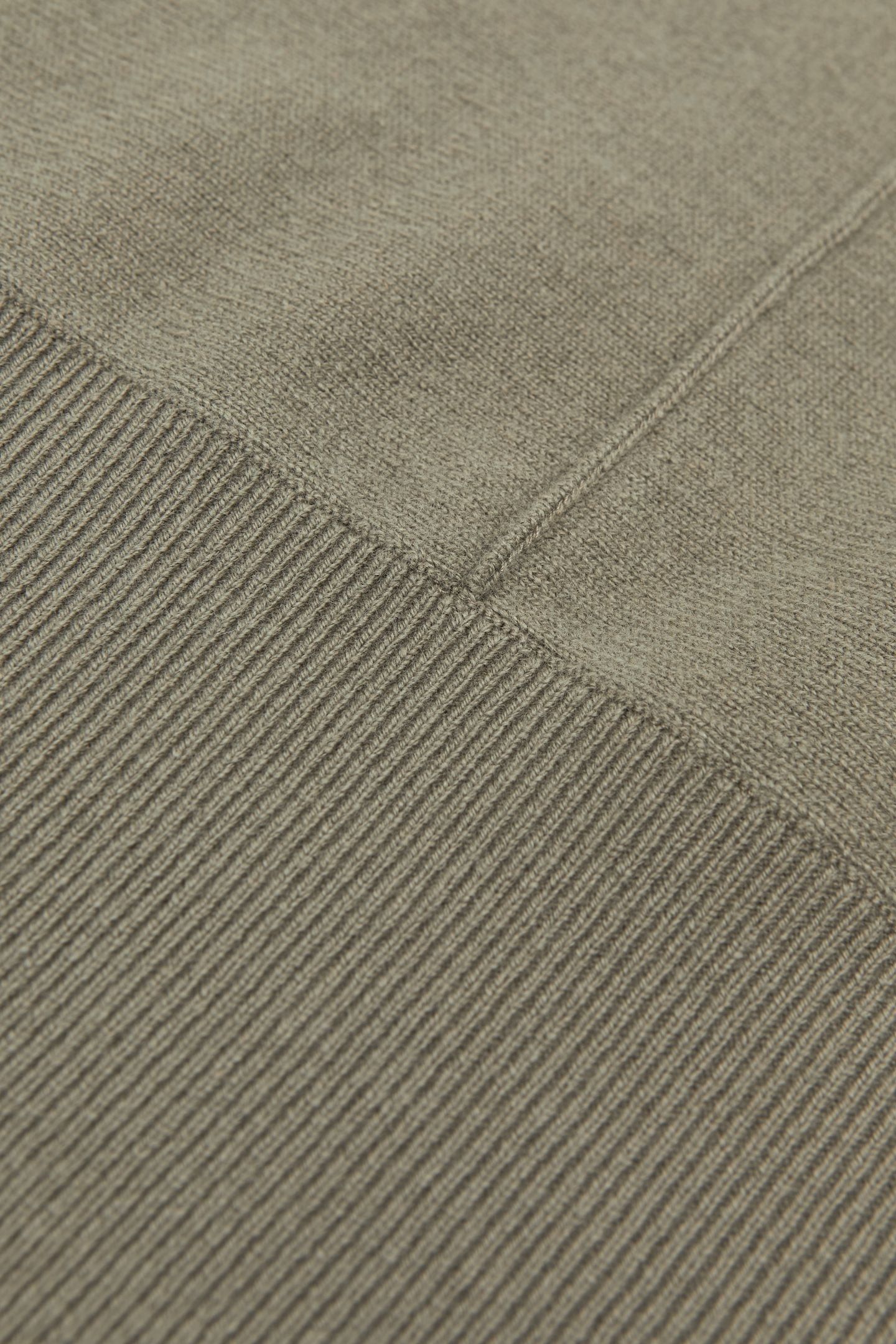 FUNNEL NECK JUMPER SAGE GREEN 6