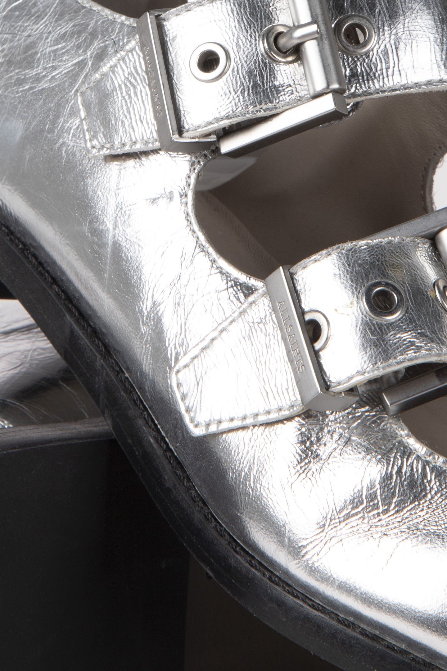 SUSAN BUCKLE SHOE SILVER 3