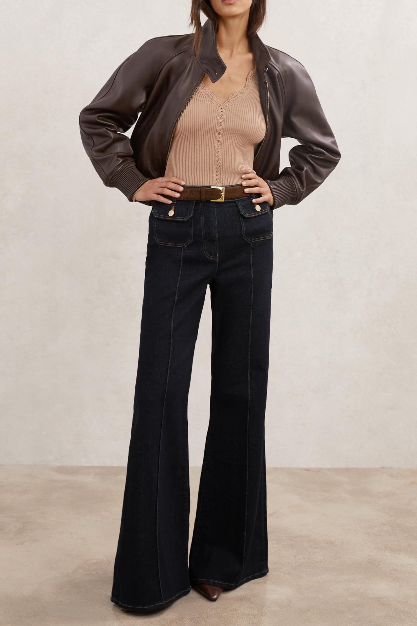 BUTTON DETAIL FLARE JEAN DARK BLUE 4