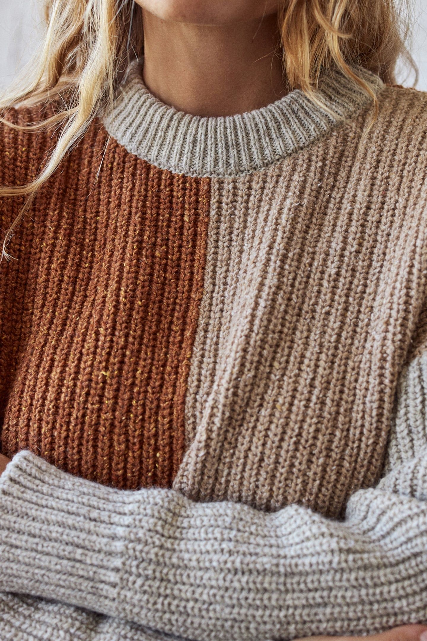 FYN KNIT BEIGE 3