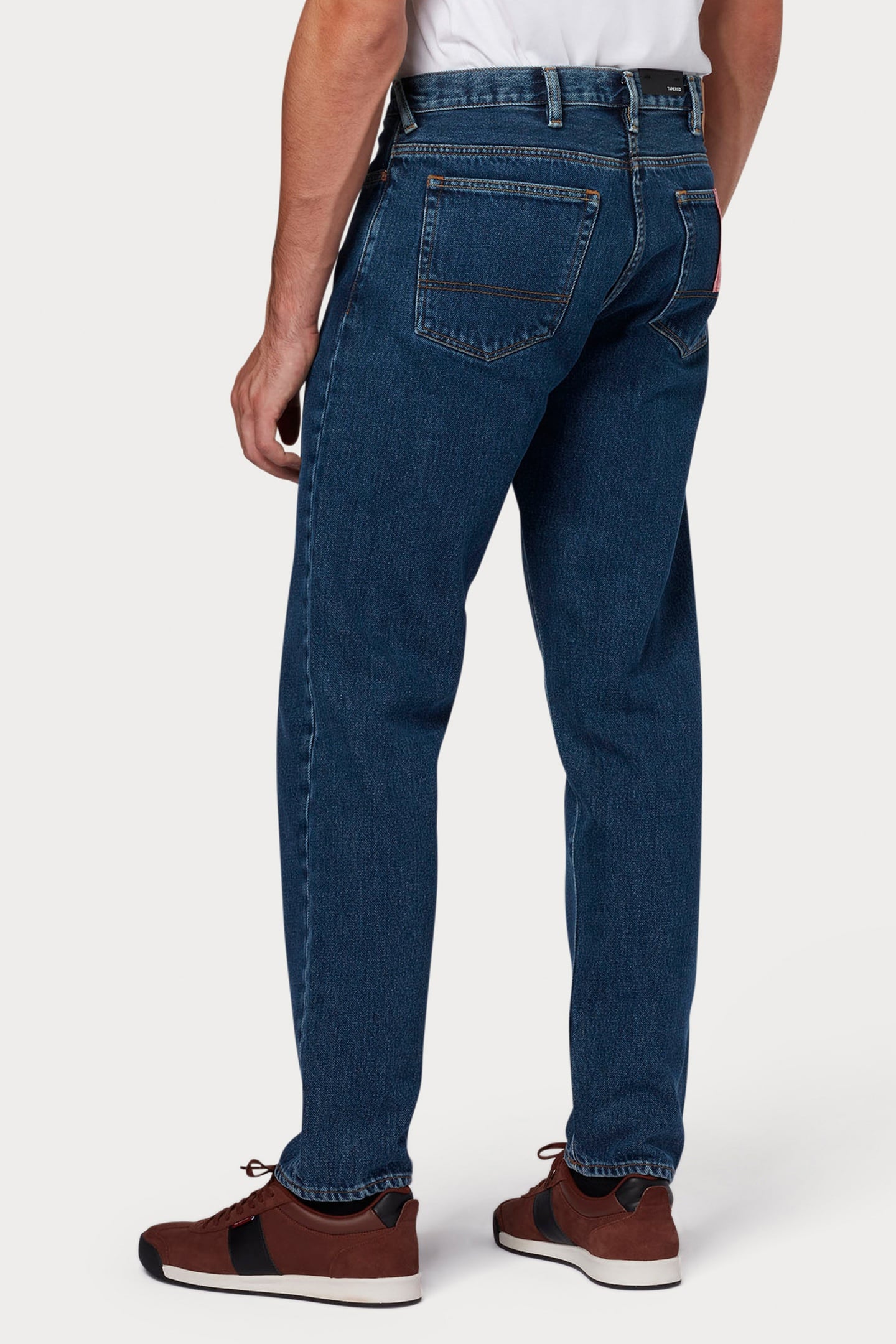 MENS TAPERED FIT JEAN MEDIUM BASE 4