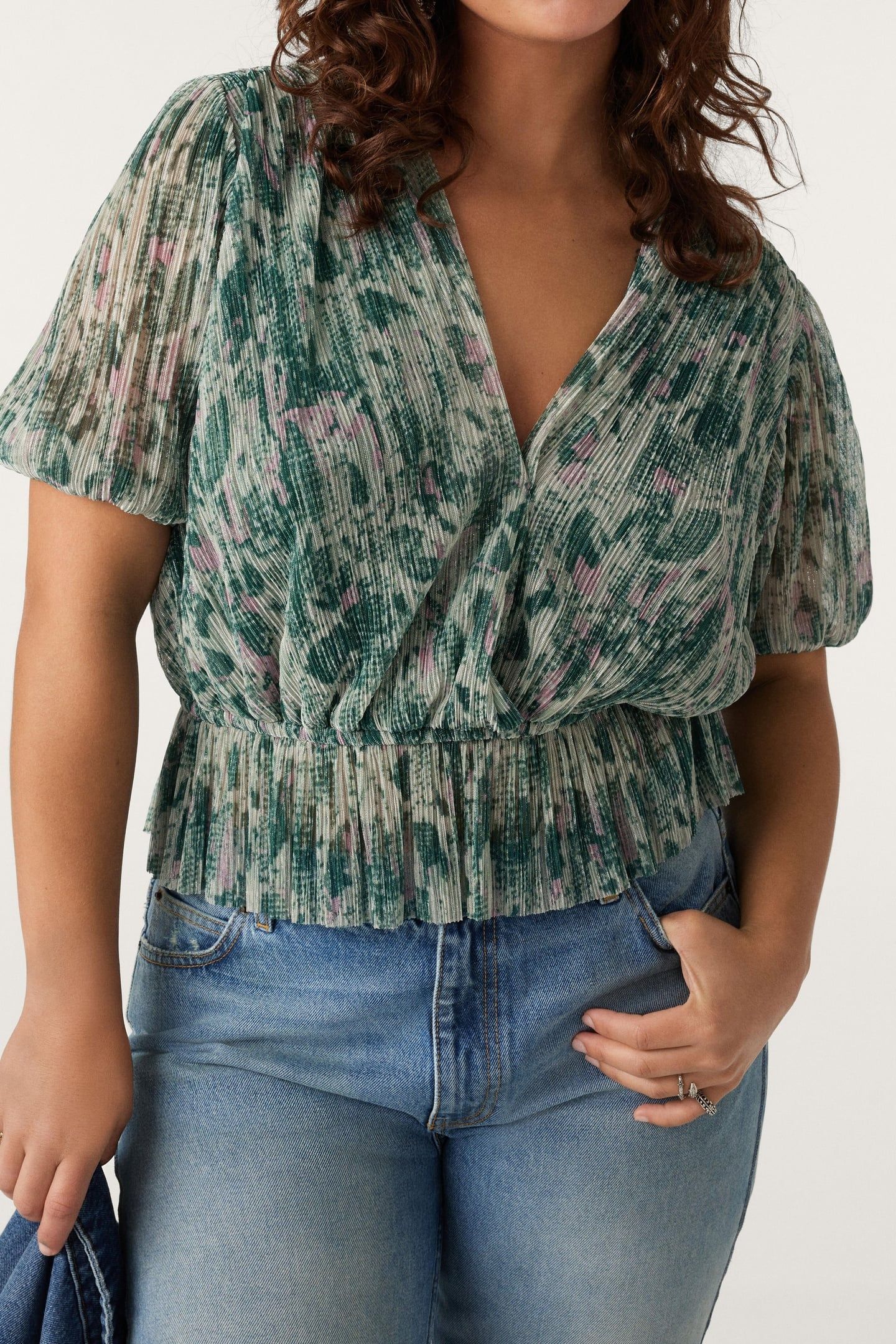 SHORT SLEEVES TOP VERT 1