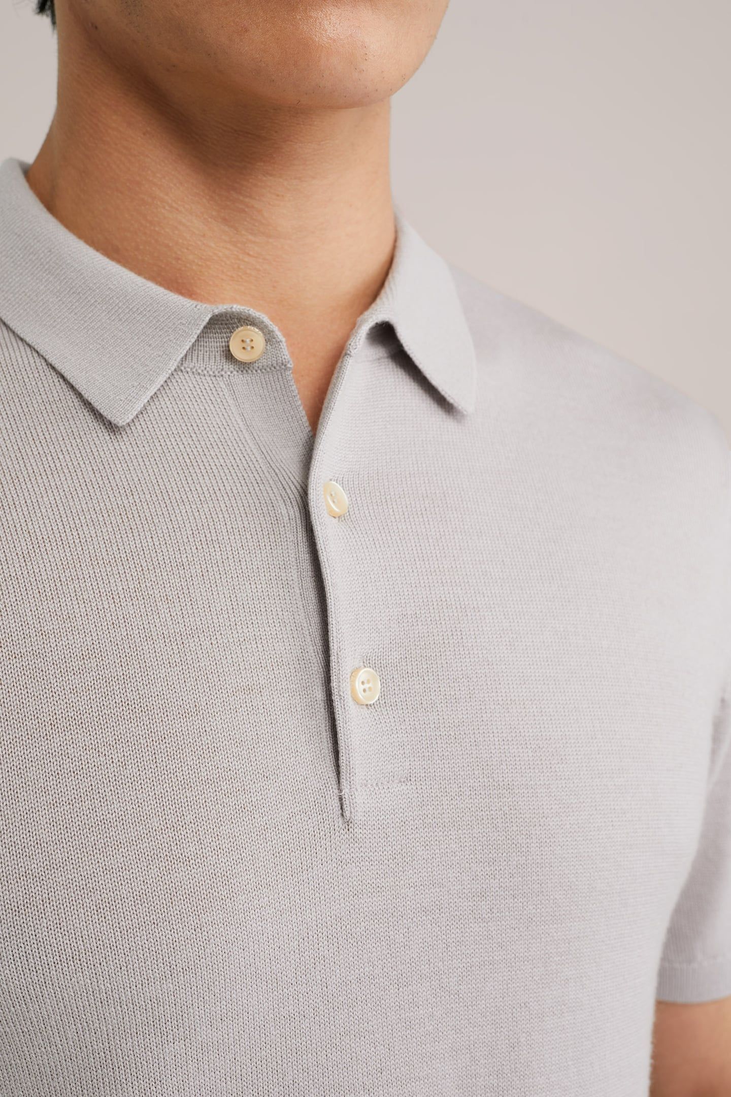 POLO LIGHT GREY 5