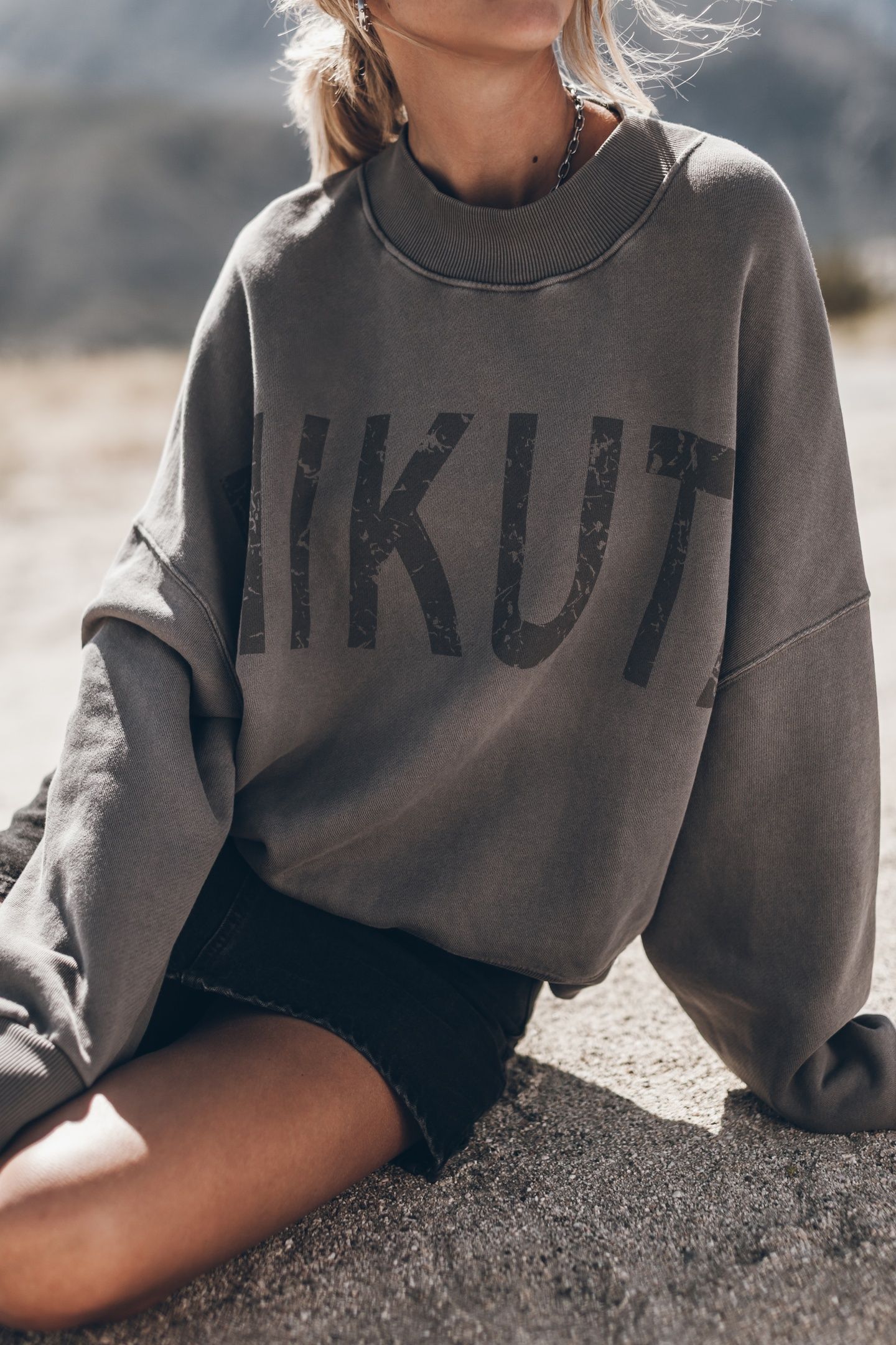 THE STONE MIKUTA SWEATER GREY 2