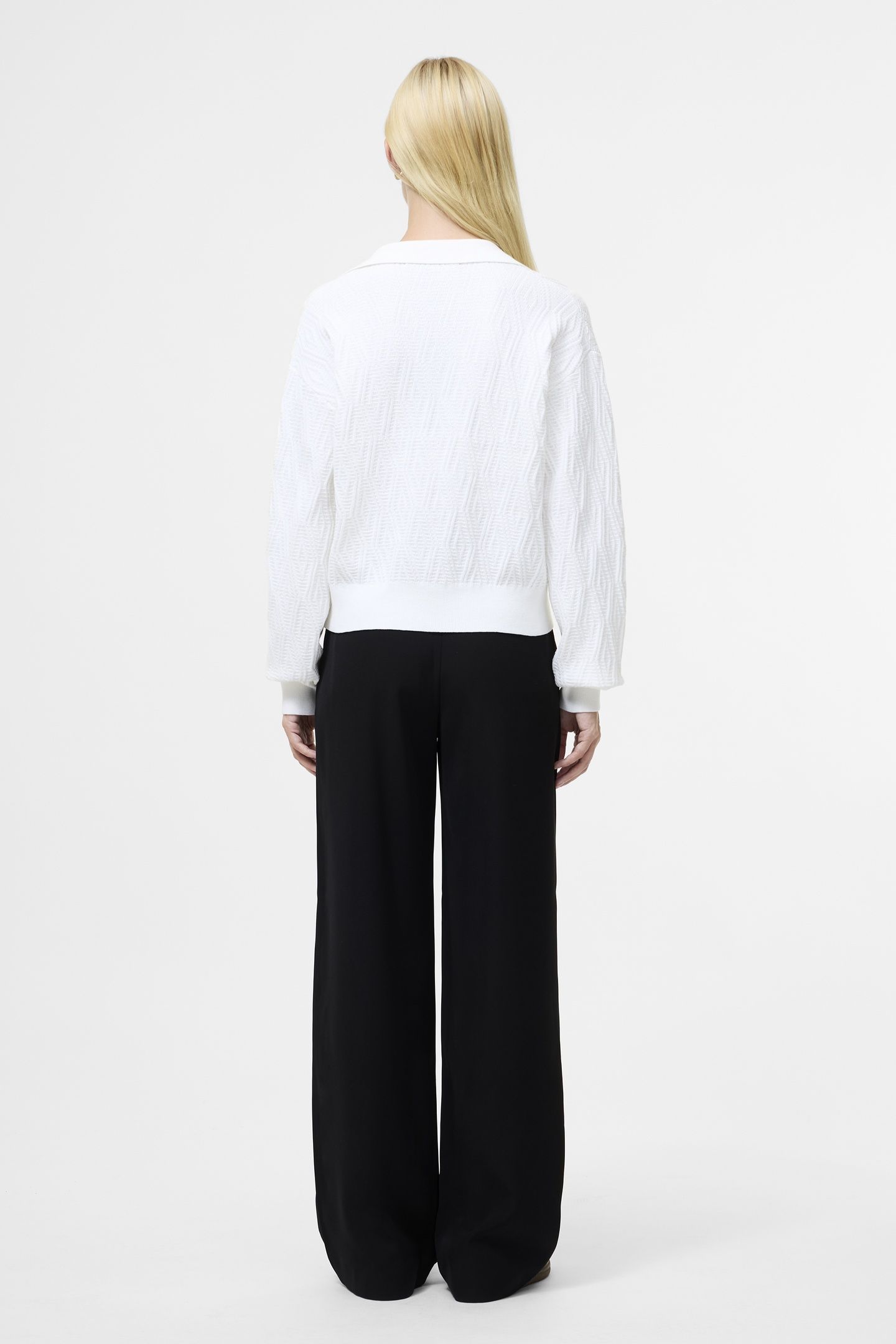 LILY MOZART COLLARED JUMPER LINEN WHITE 3