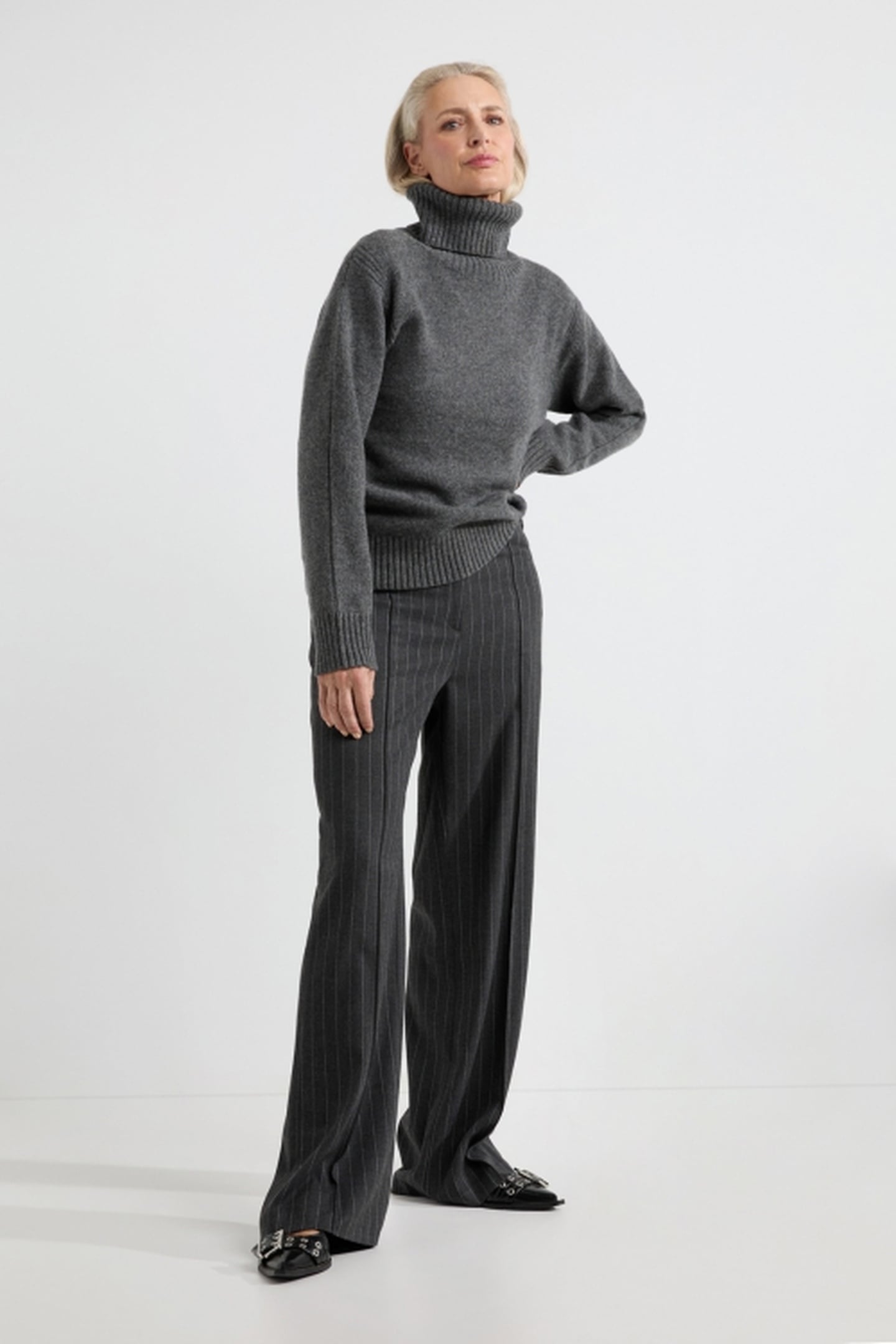 ALFONSO SWEATER ANTHRACITE 1
