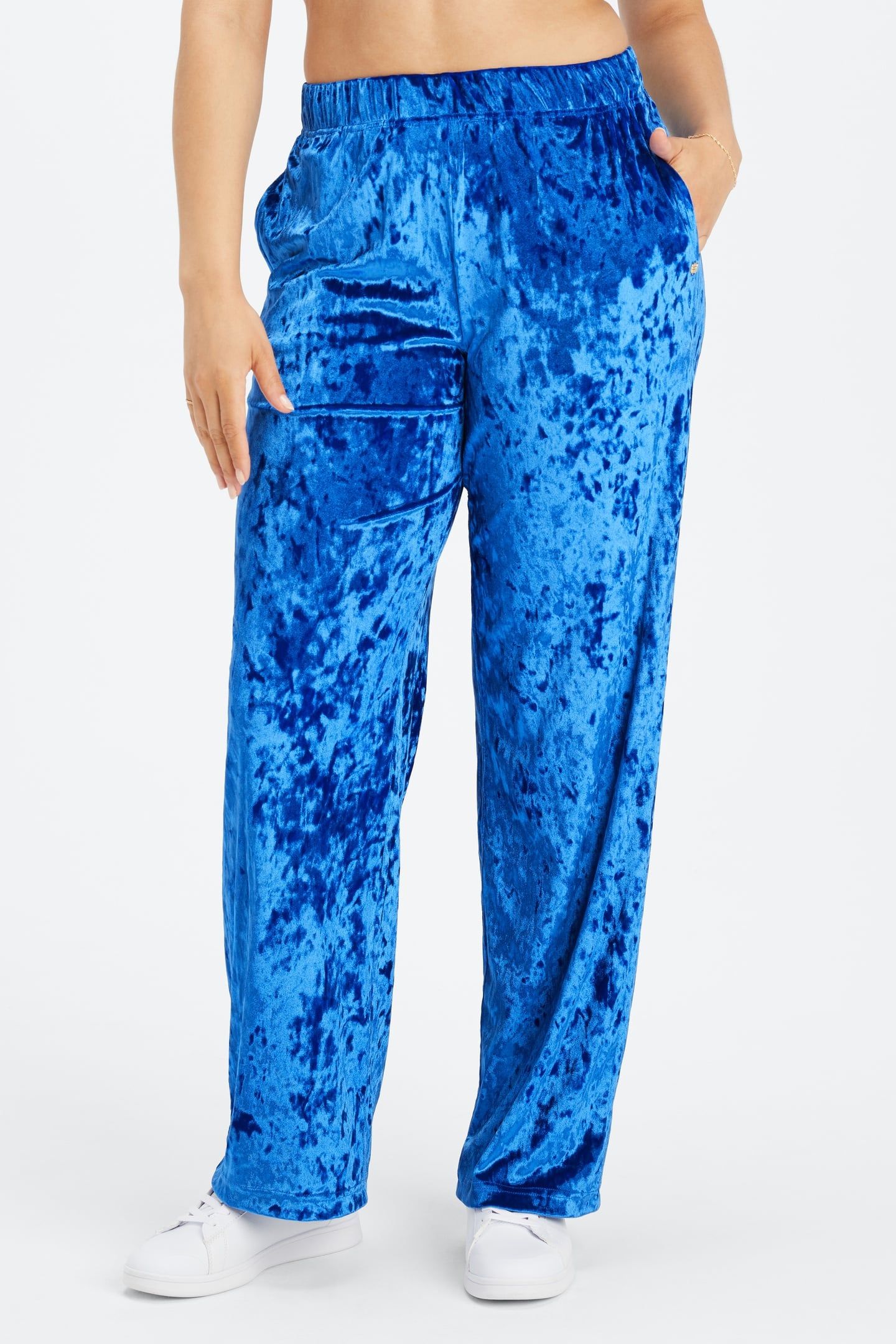 GO-TO CRUSHED VELOUR WIDE LEG PANT CELESTE 2