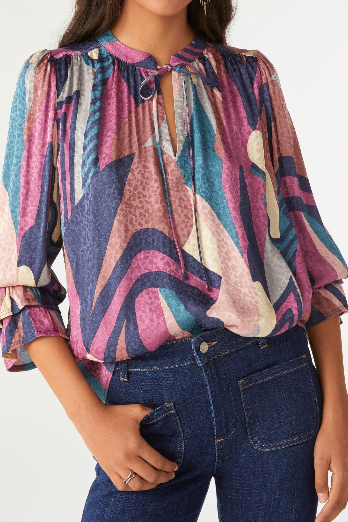 LONG SLEEVES TOP BLUENUIT 1
