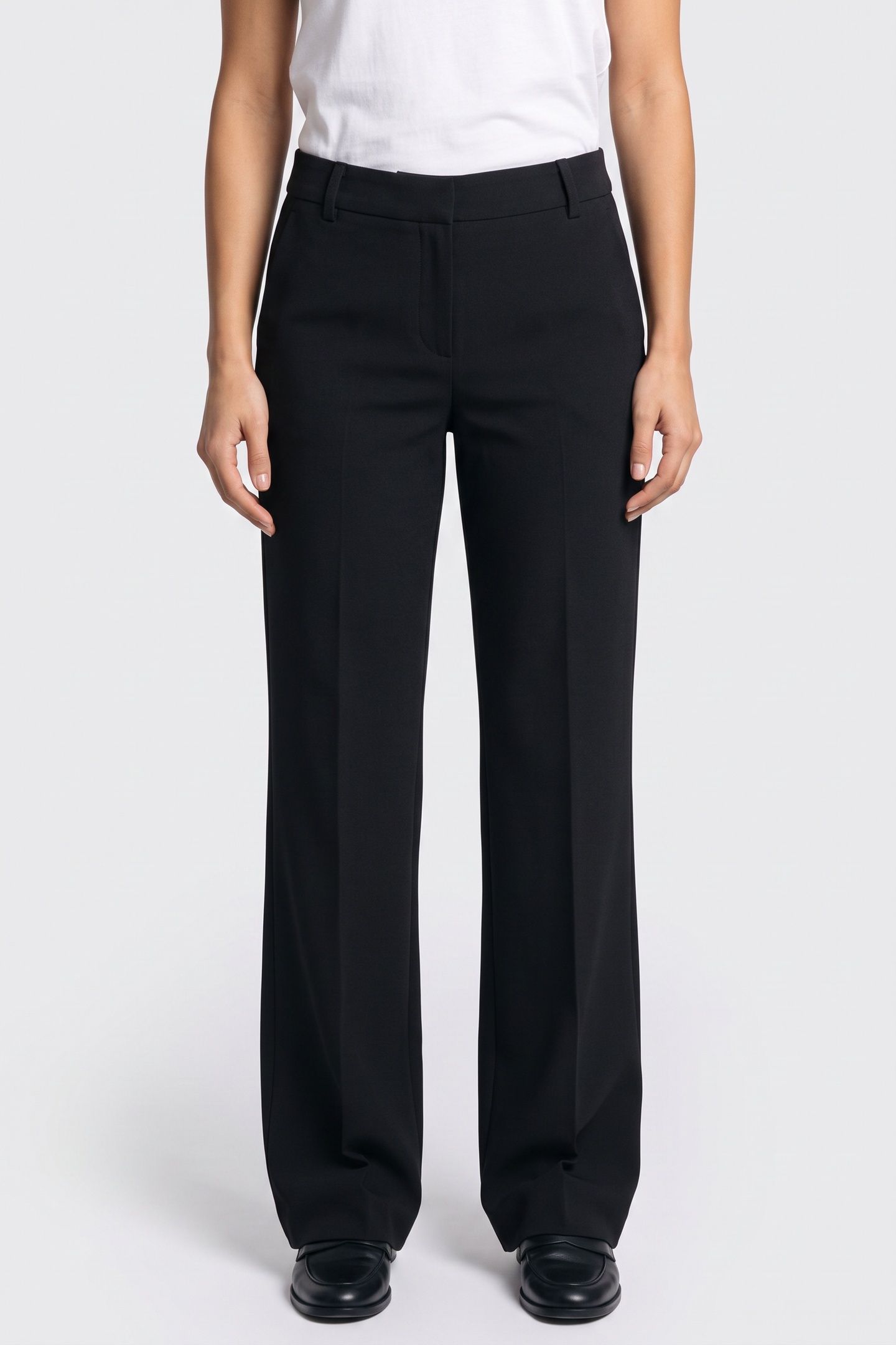 LIA STRAIGHT PANT JET BLACK A996 1