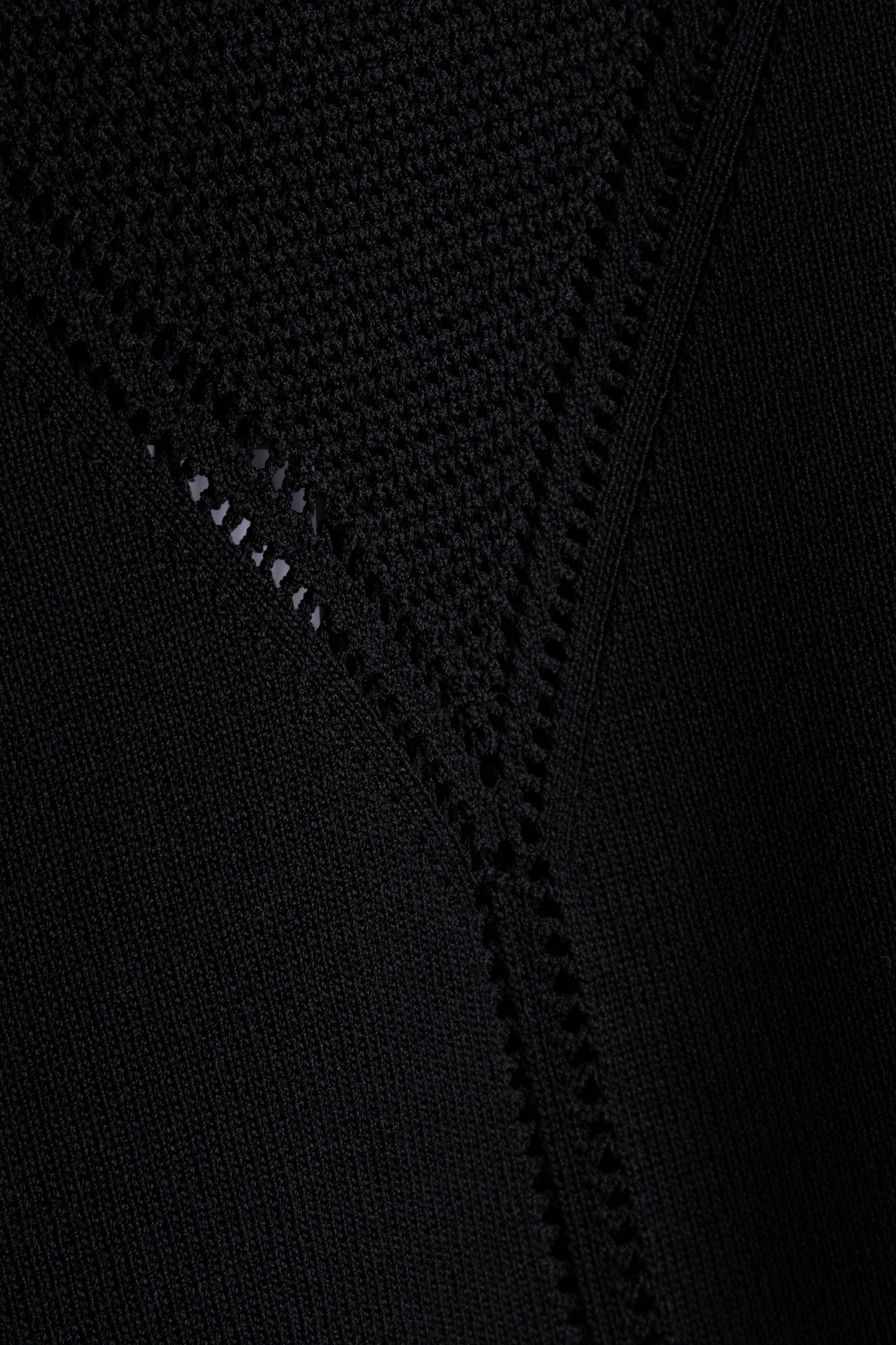 COURTNEY SL SWTR TOP JET BLACK A996 4