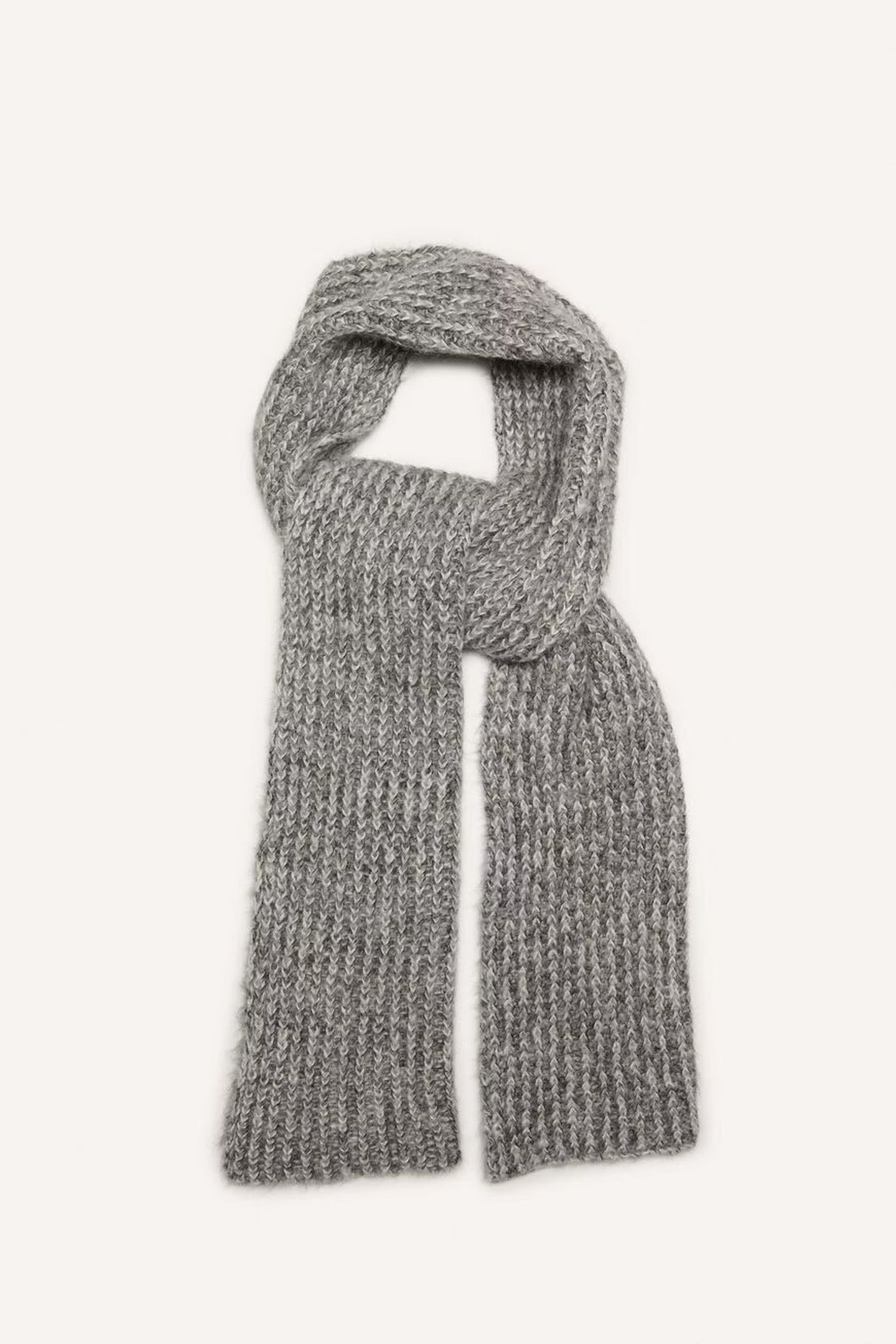 KNITTED SCARF GRIS 3