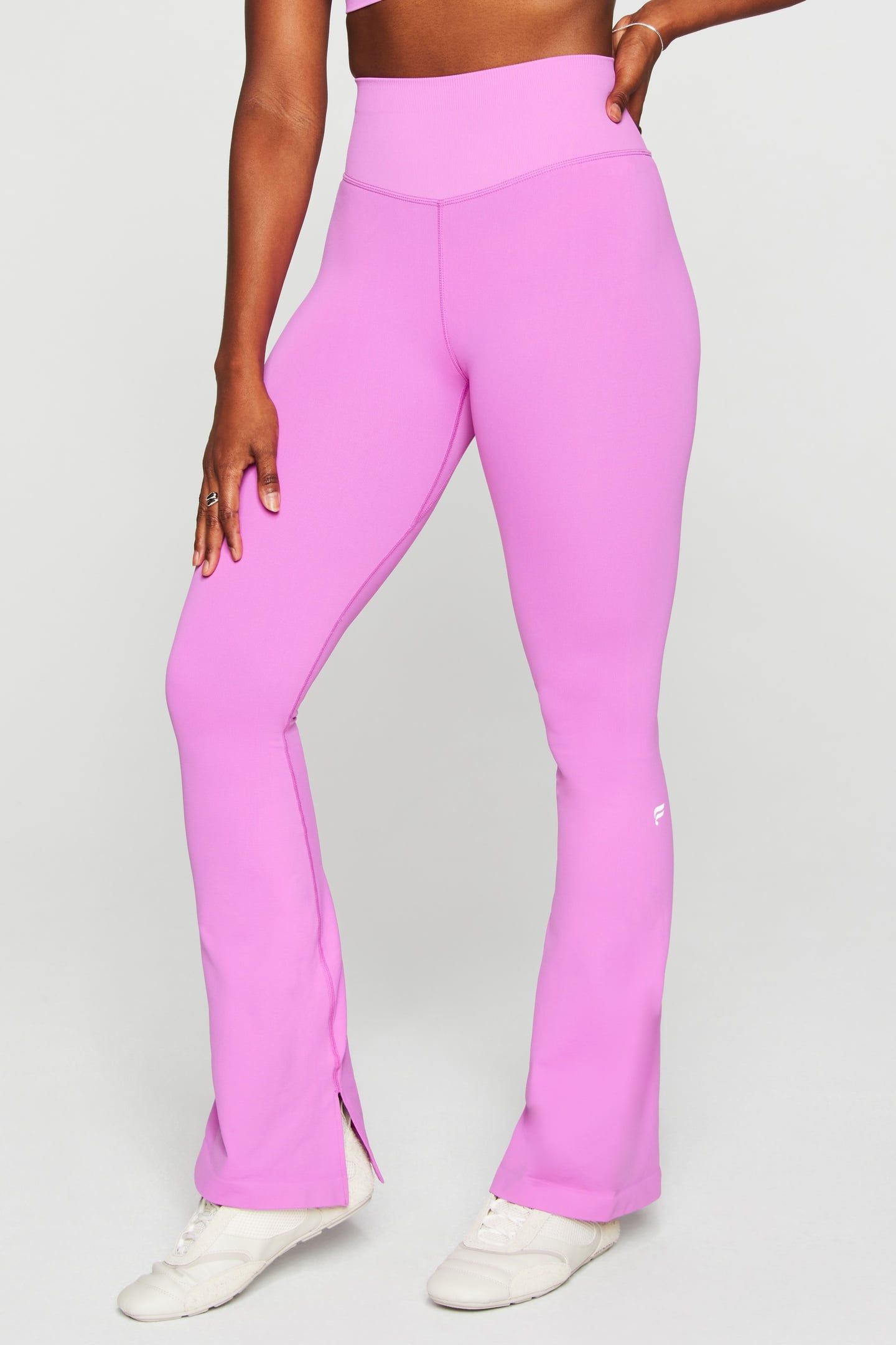 SLEEK SEAMLESS HIGH-WAISTED FLARE PANT ELECTRIC ORCHID 2