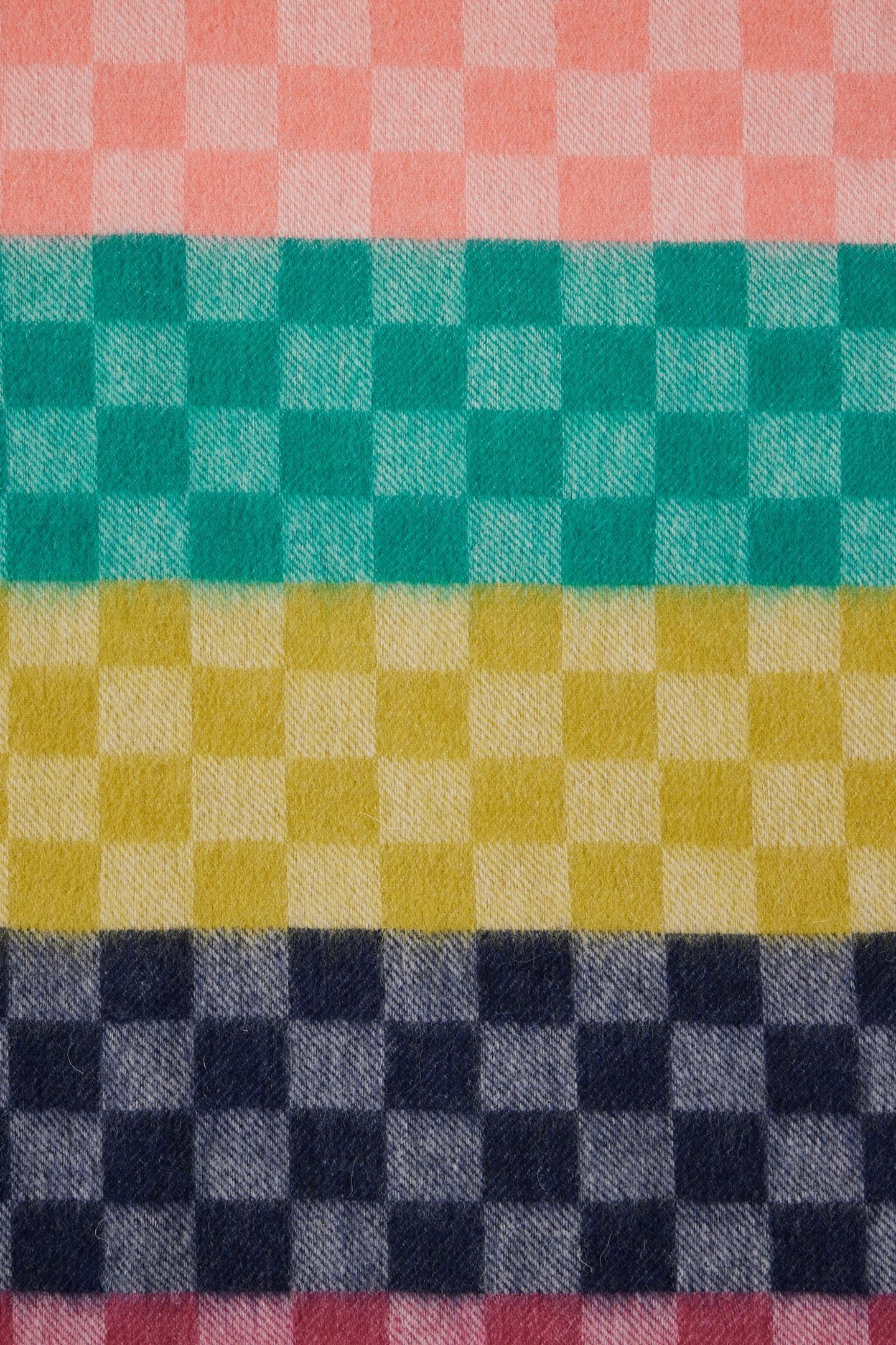 WOMEN SCARF CHCKBRD SWIRL SWIRL 8