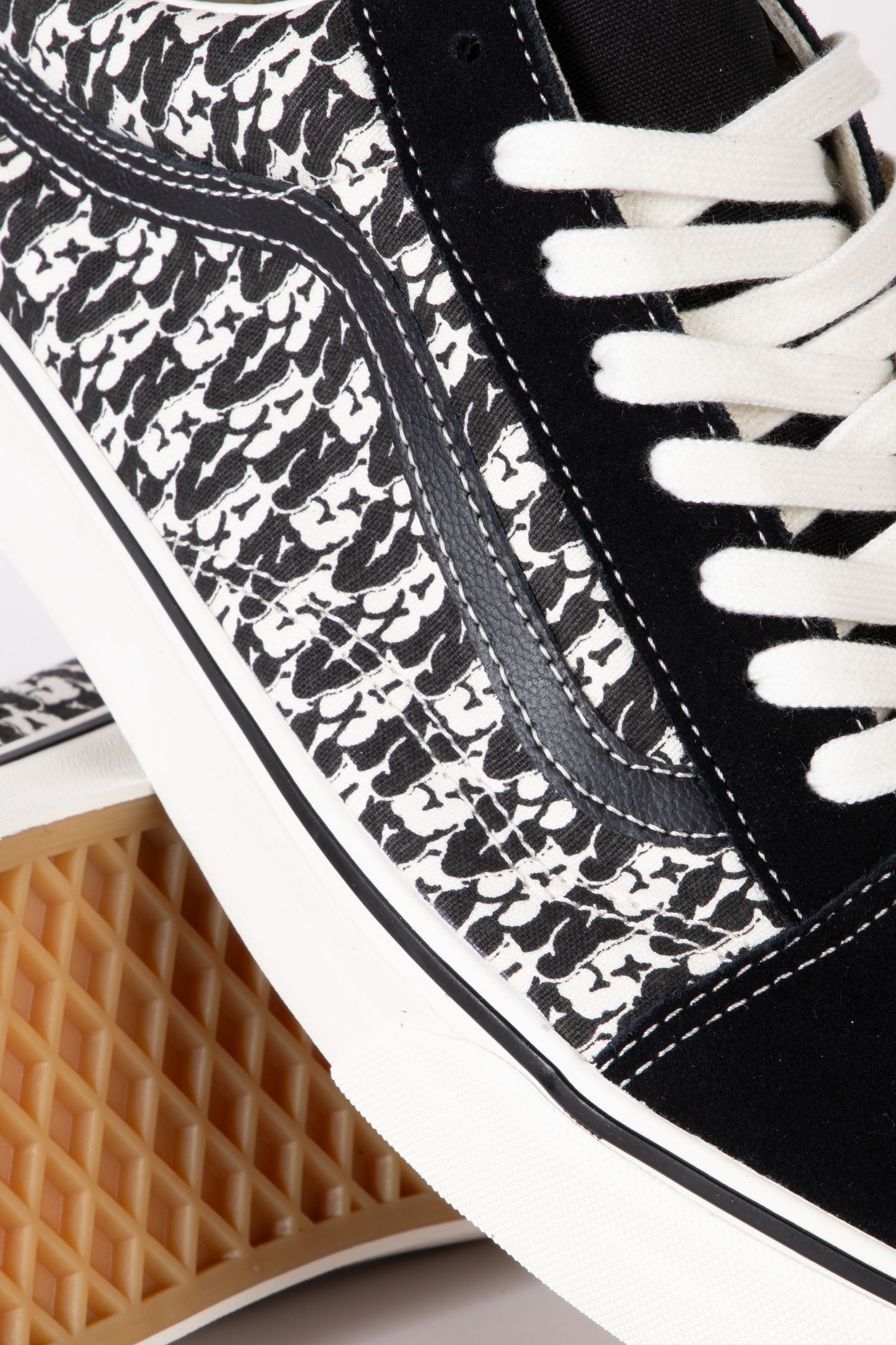 UNISEX OLD SKOOL BLACK 4