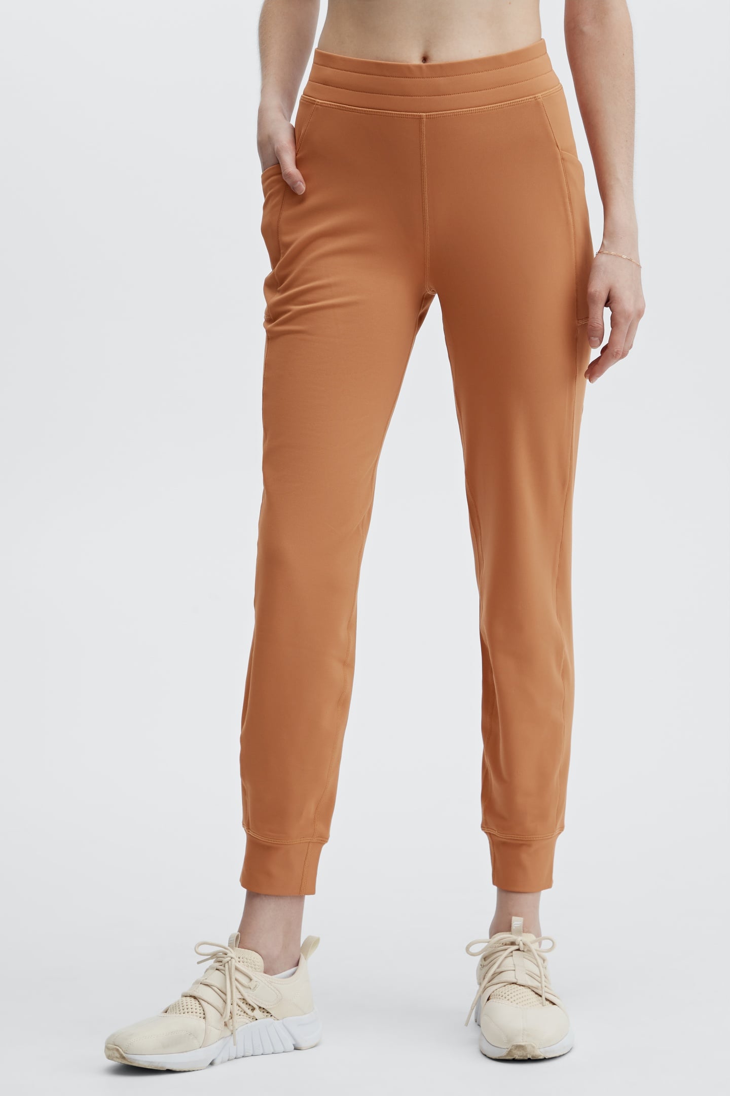 ON-THE-GO COLD WEATHER JOGGER SEQUOIA 1