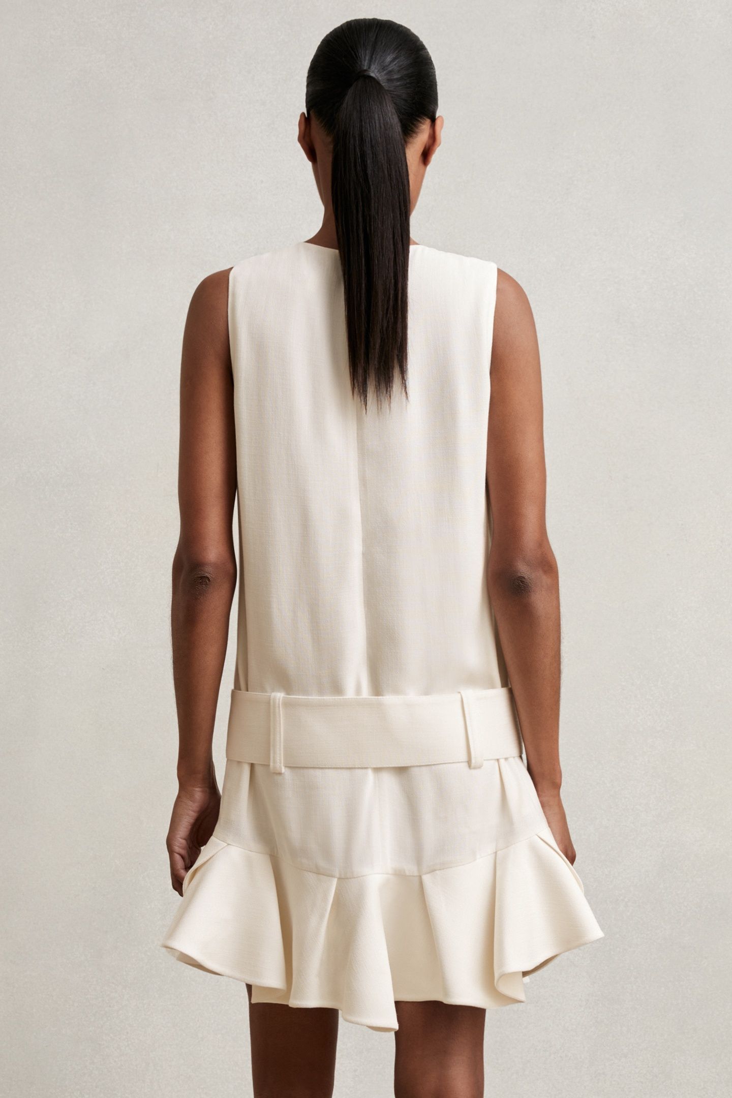 STRUCTURED MINI DRESS IVORY 2