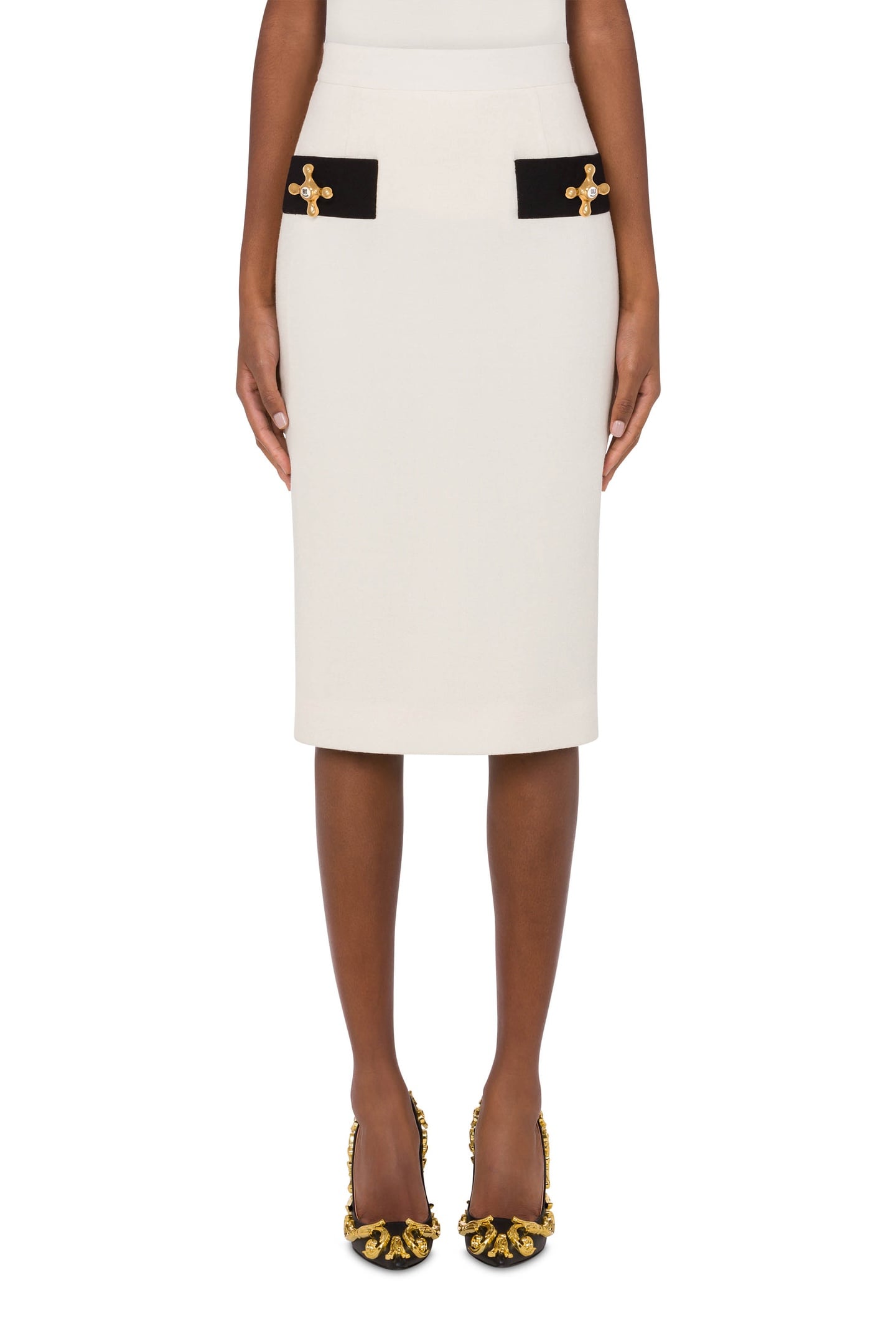 BOUCLÉ SKIRT FAUCET DETAILS WHITE 1