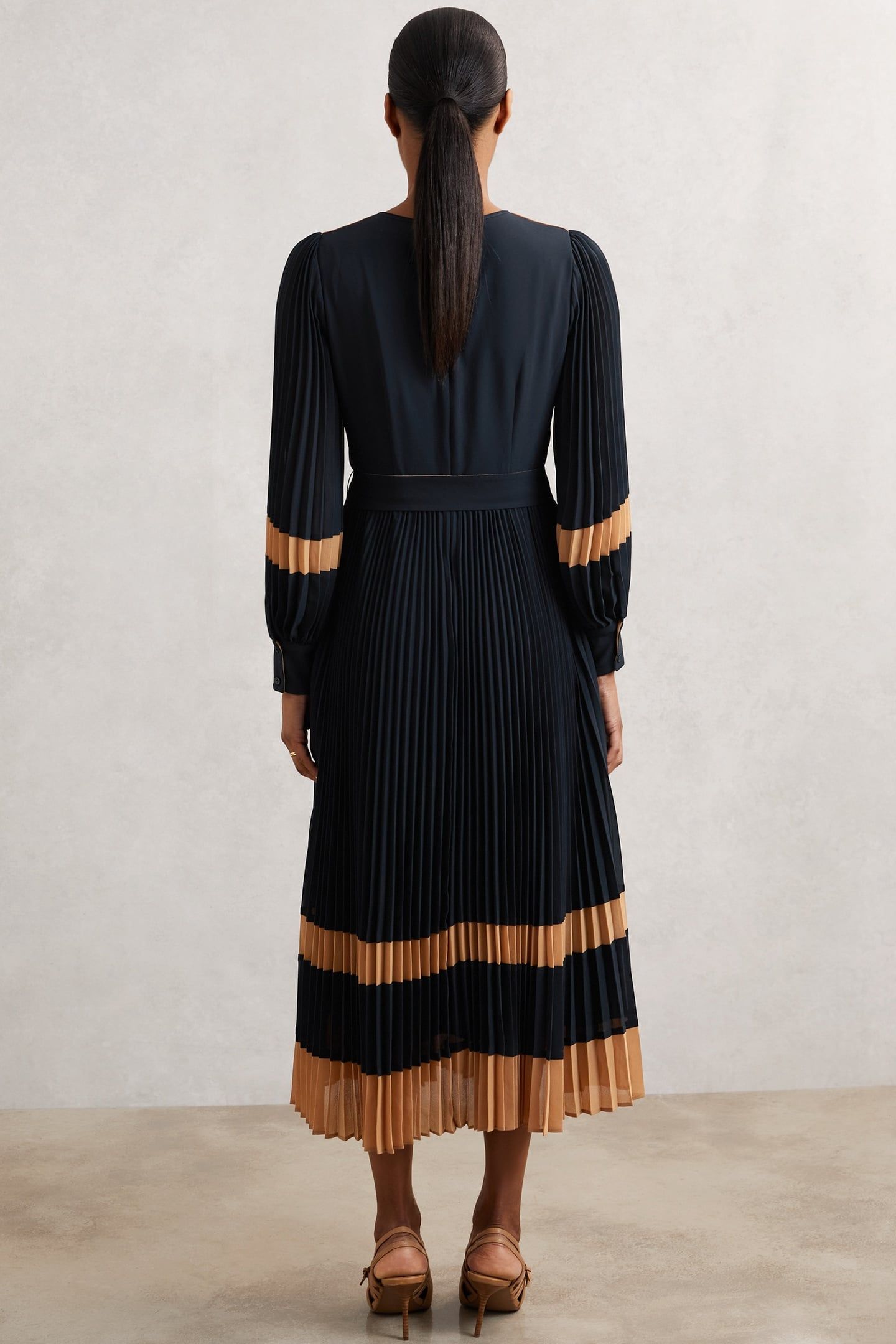 COLOUR BLOCK PLEATED DRESS NAVY/CAMEL 2
