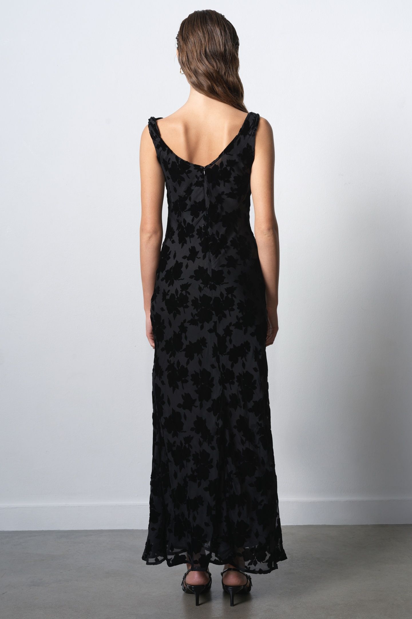 KARA BURNOUT TWISTED MIDI DRES BLACKOUT 3