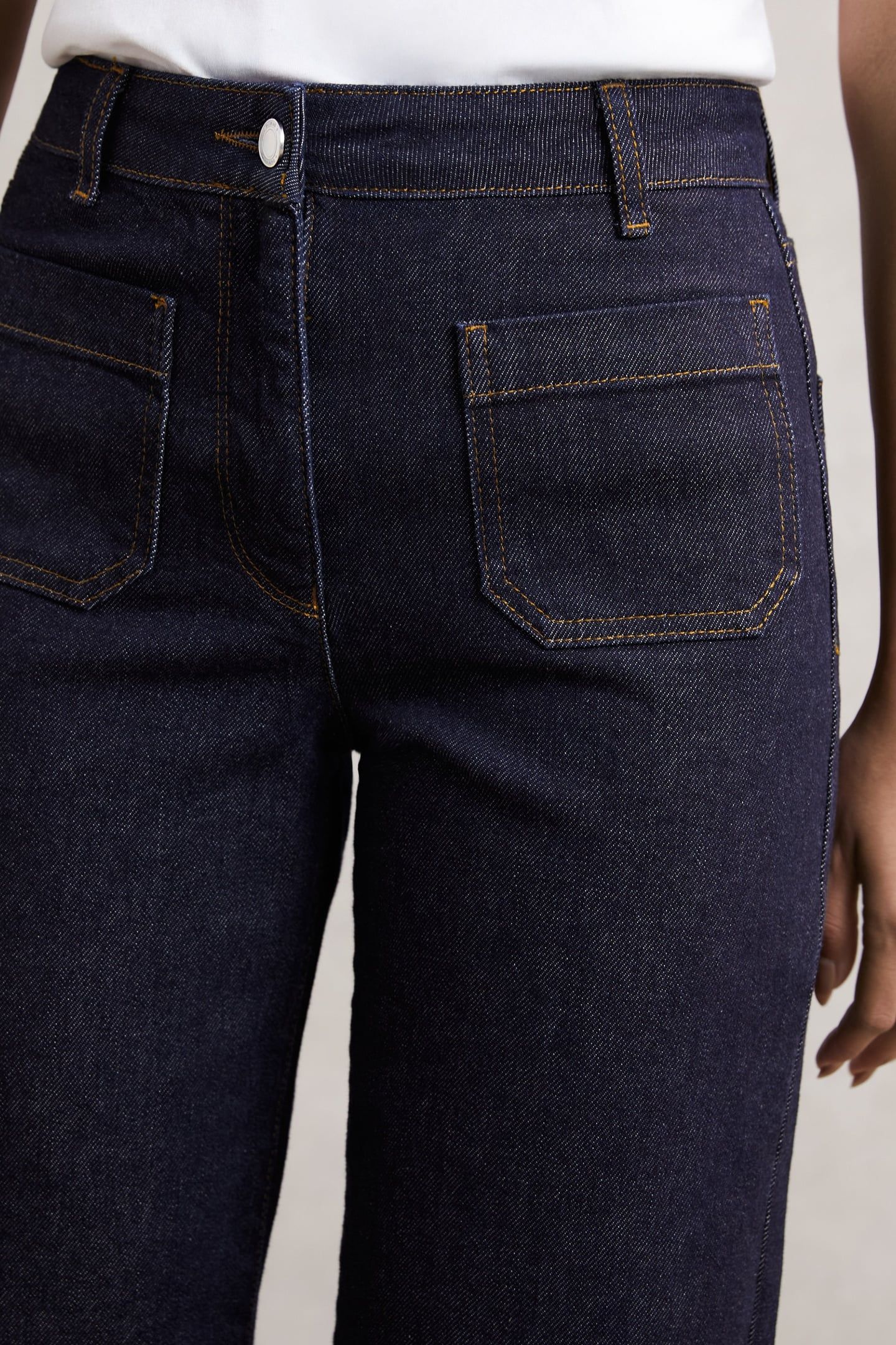 STRAIGHT PATCH POCKET JEAN DARK BLUE 7