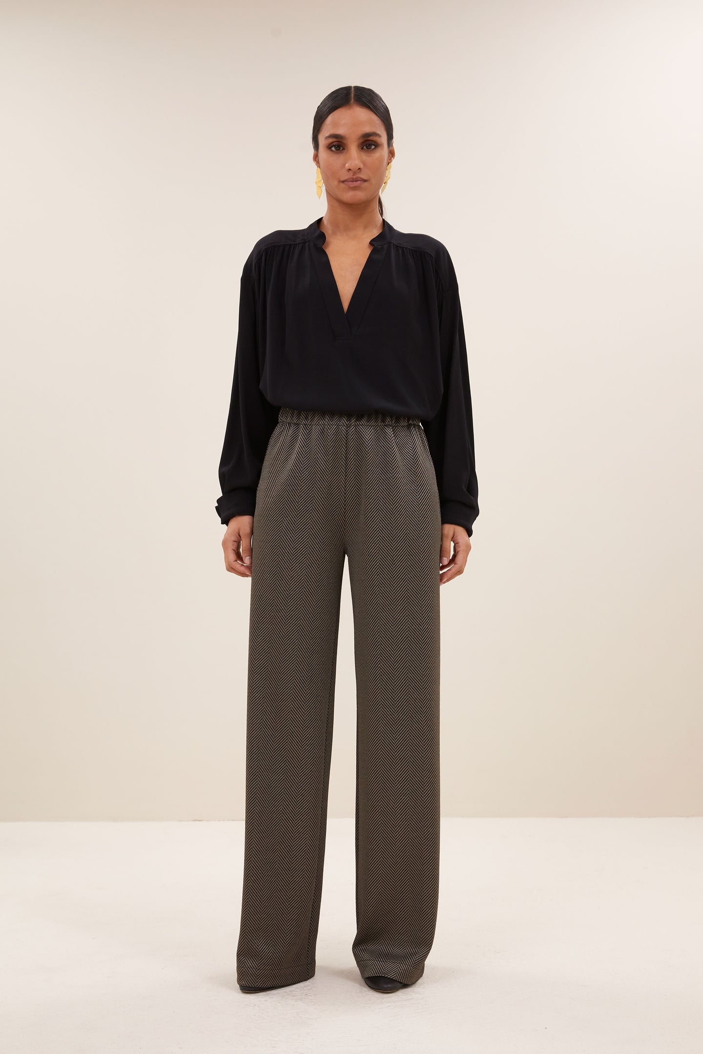 LISSA HERRINGBONE PANTS BISCUIT 2