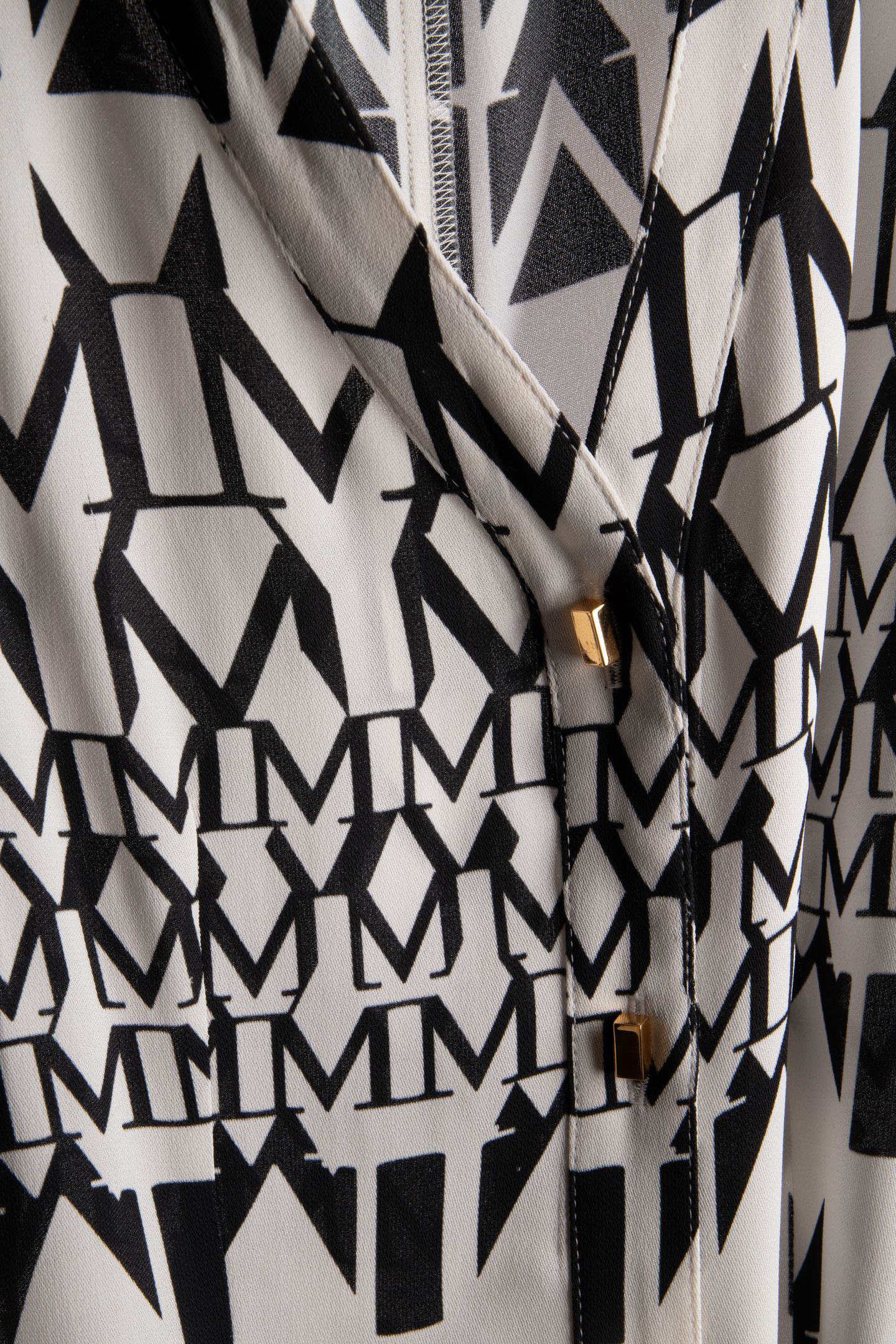 BRITNEY LS LONG DRES GEOMETRIC MONOGRAM B 4