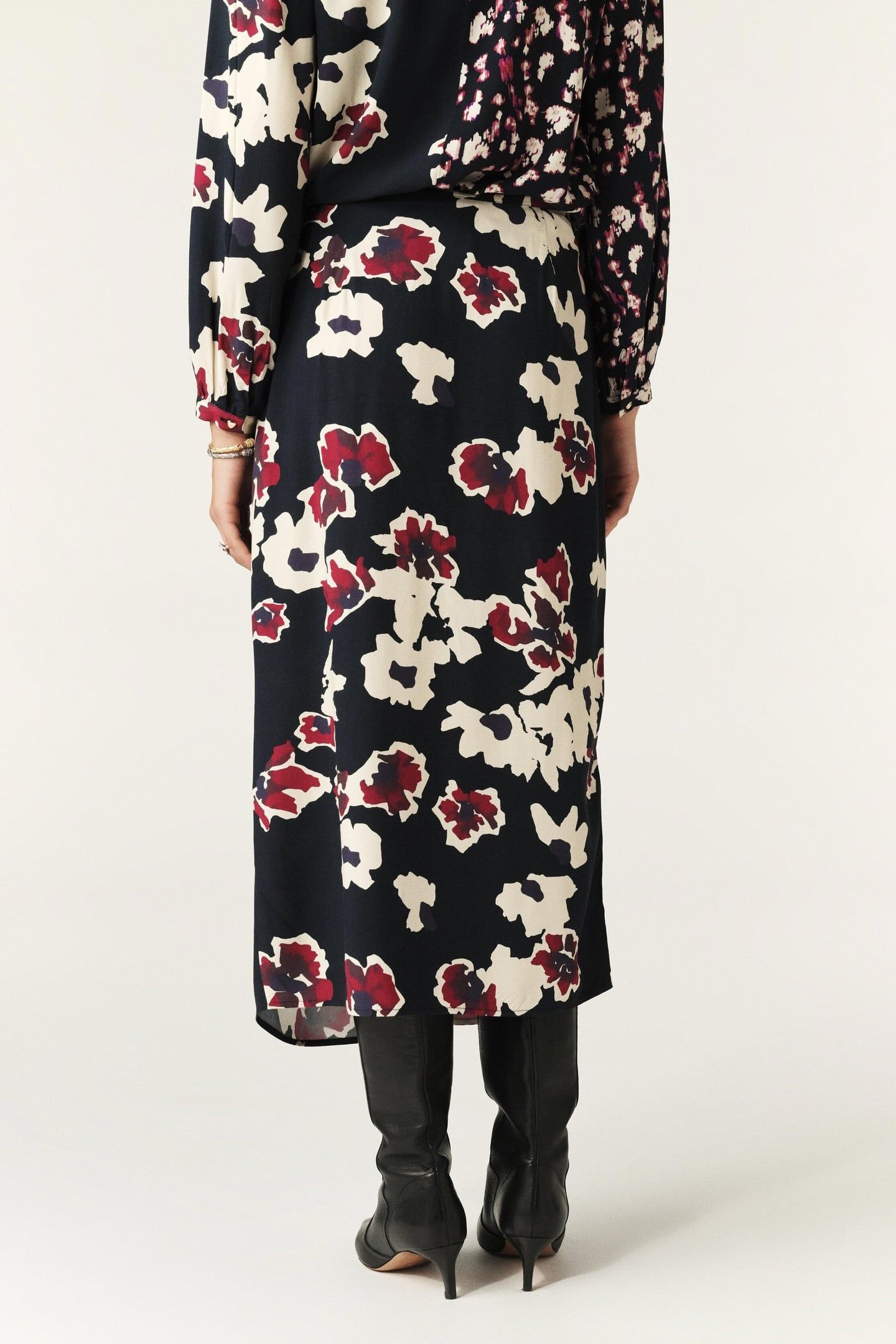 MID-LENGTH SKIRT BORDEAUX 2