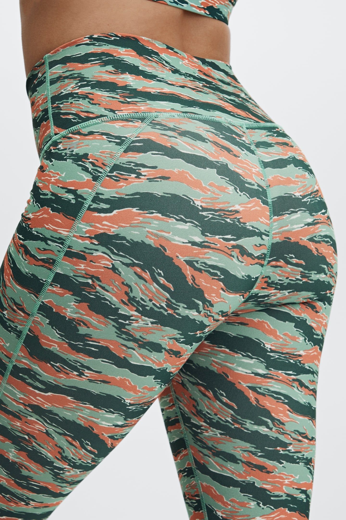 DEFINE HIGH-WAISTED 7/8 LEGGING TIGER CAMO 5