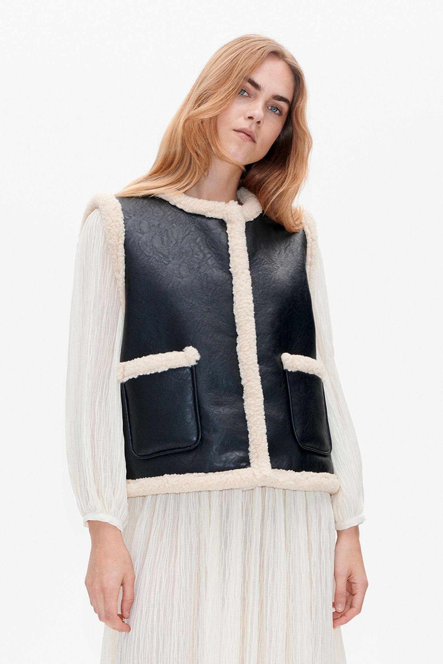 BELLIS WAISTCOAT BLACK 2