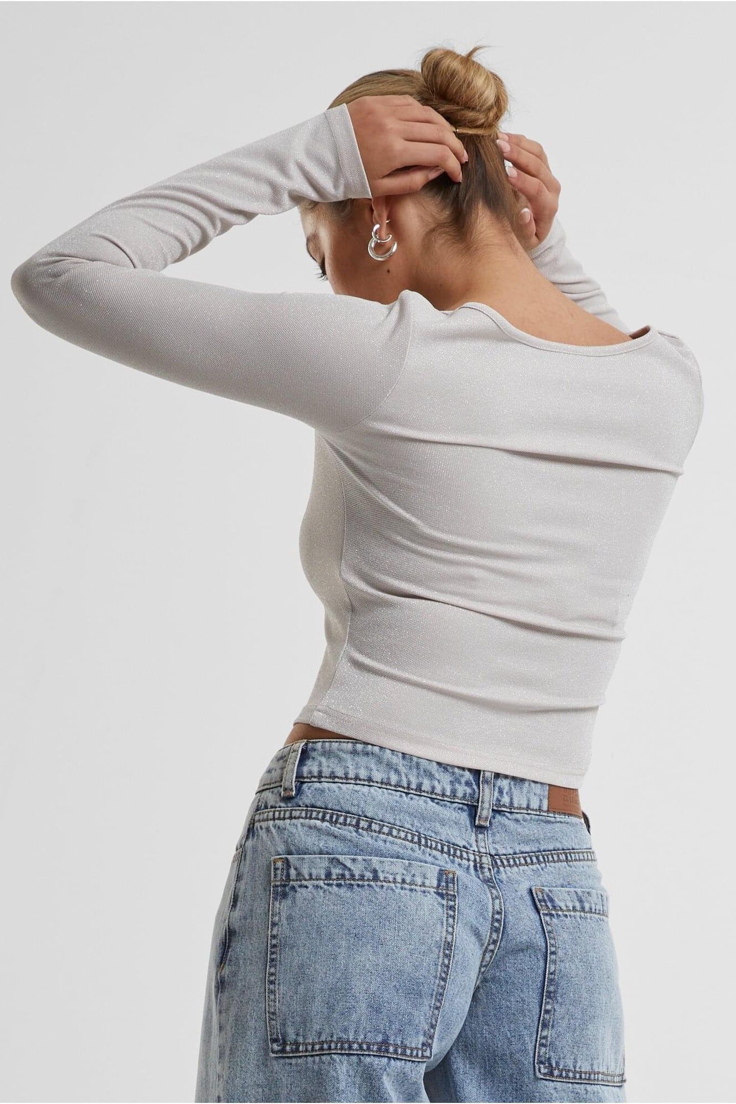 LADIES GLITTER SQUARE NECK LONGSLEEVE WHITESAND 2