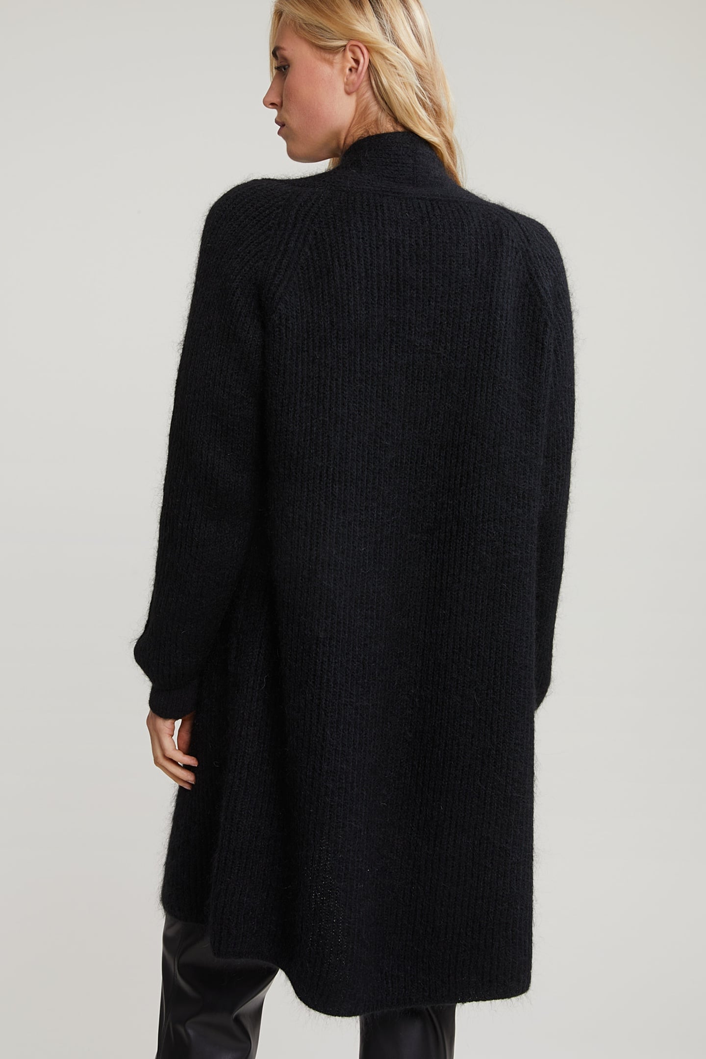 LONG CARDIGAN LONG SLEEVES BLACK 2