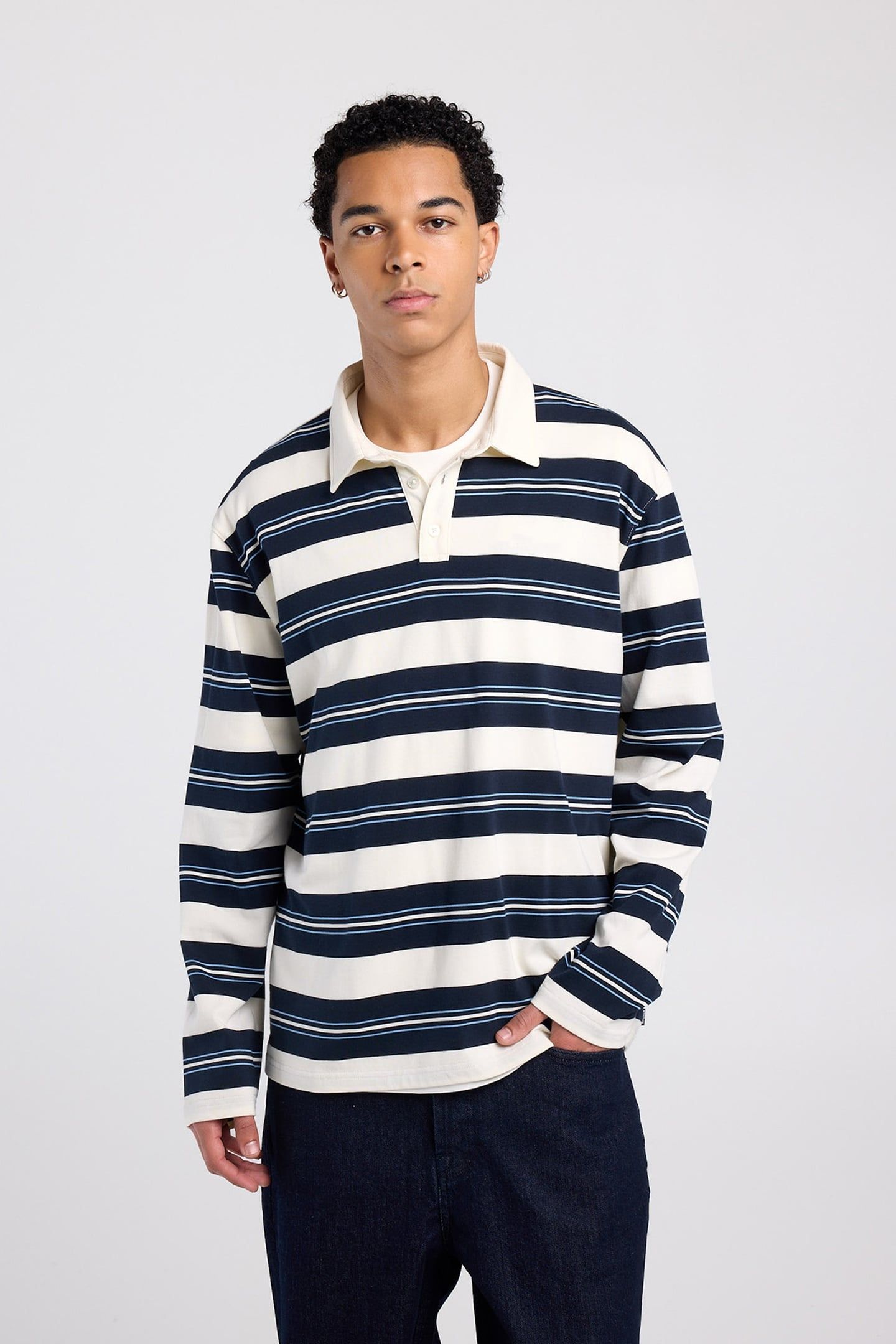 LENNY BLUE/WHITE 4